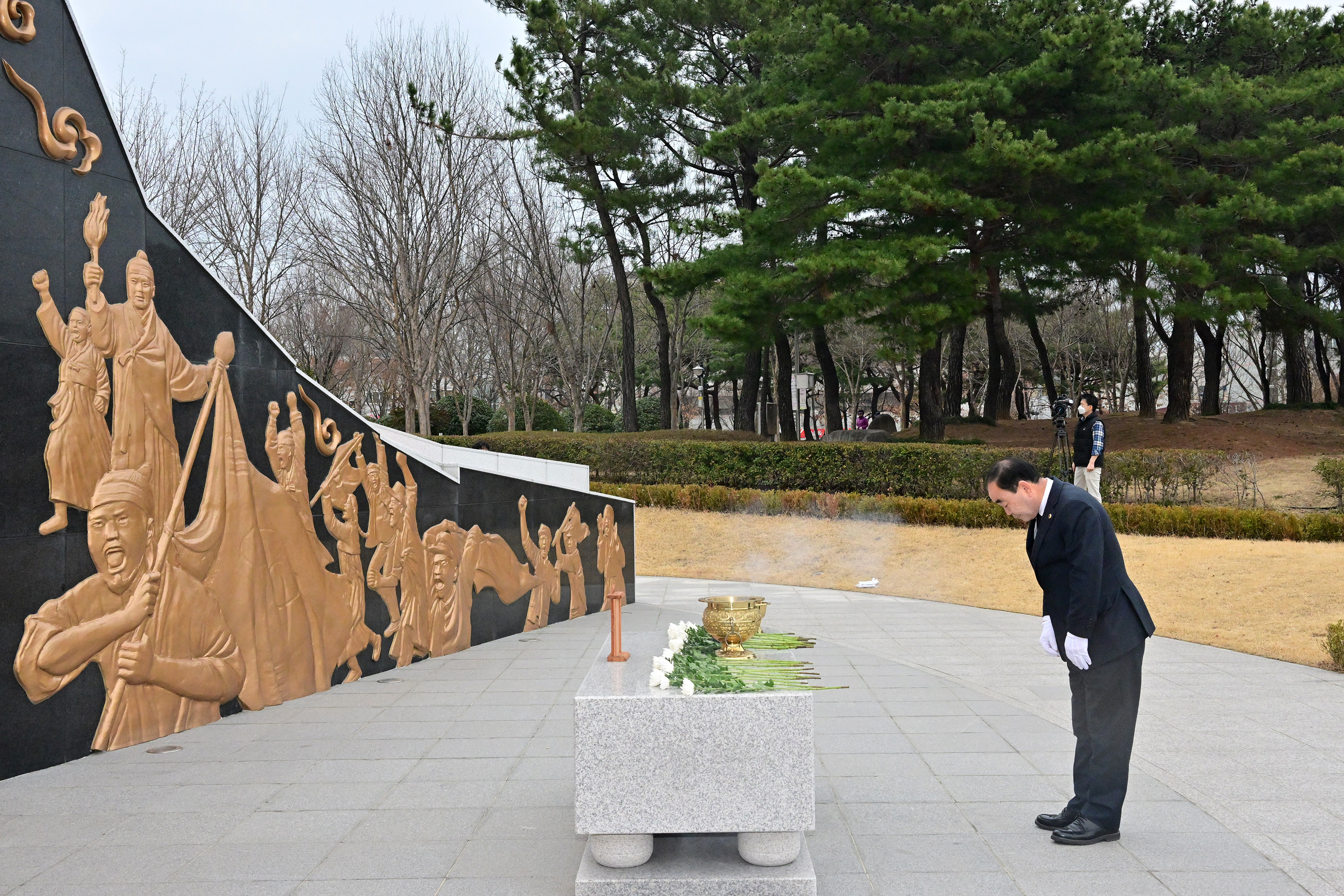 제104주년 3·1절 기념 울산항일독립운동기념탑 참배5