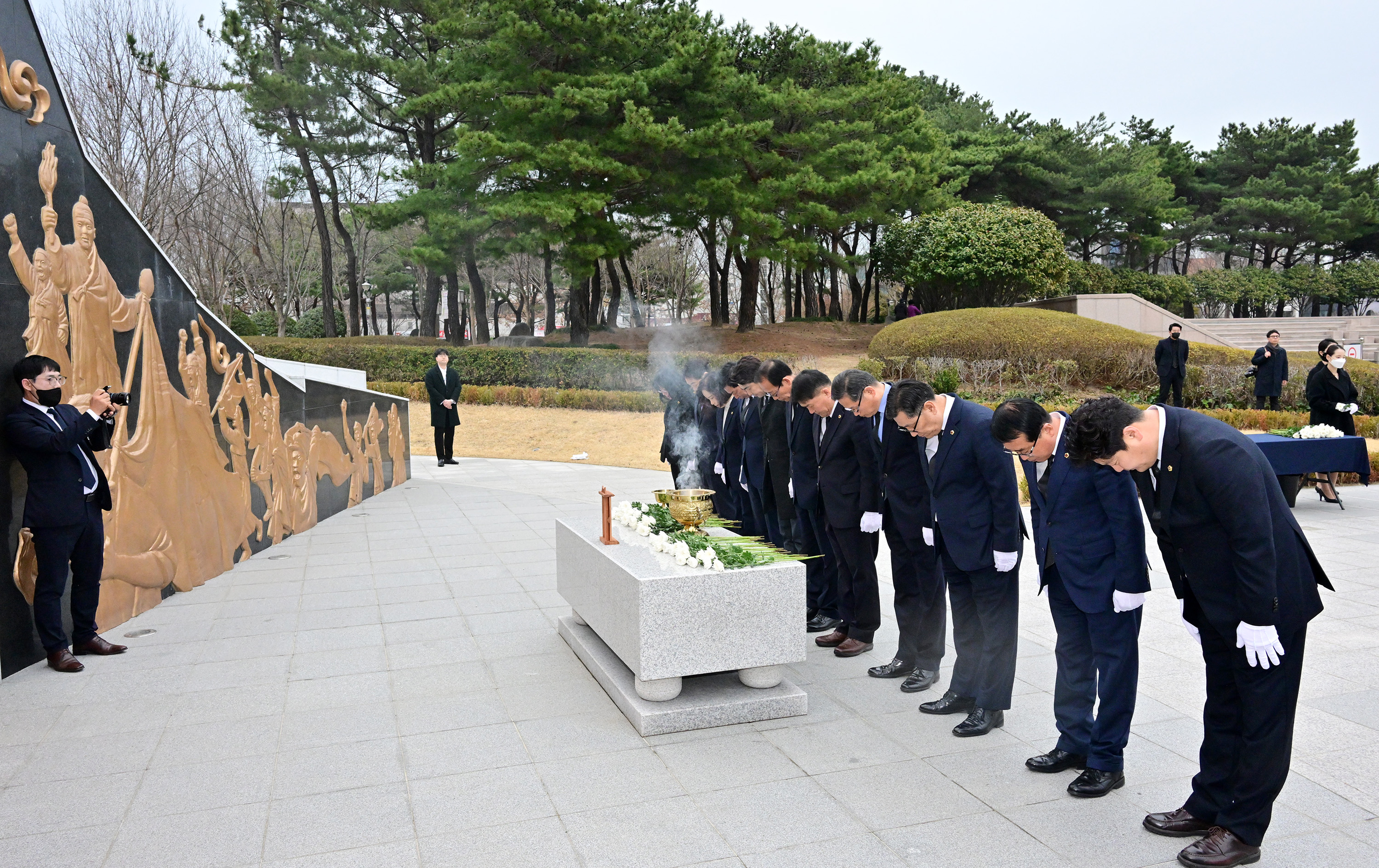 제104주년 3·1절 기념 울산항일독립운동기념탑 참배8