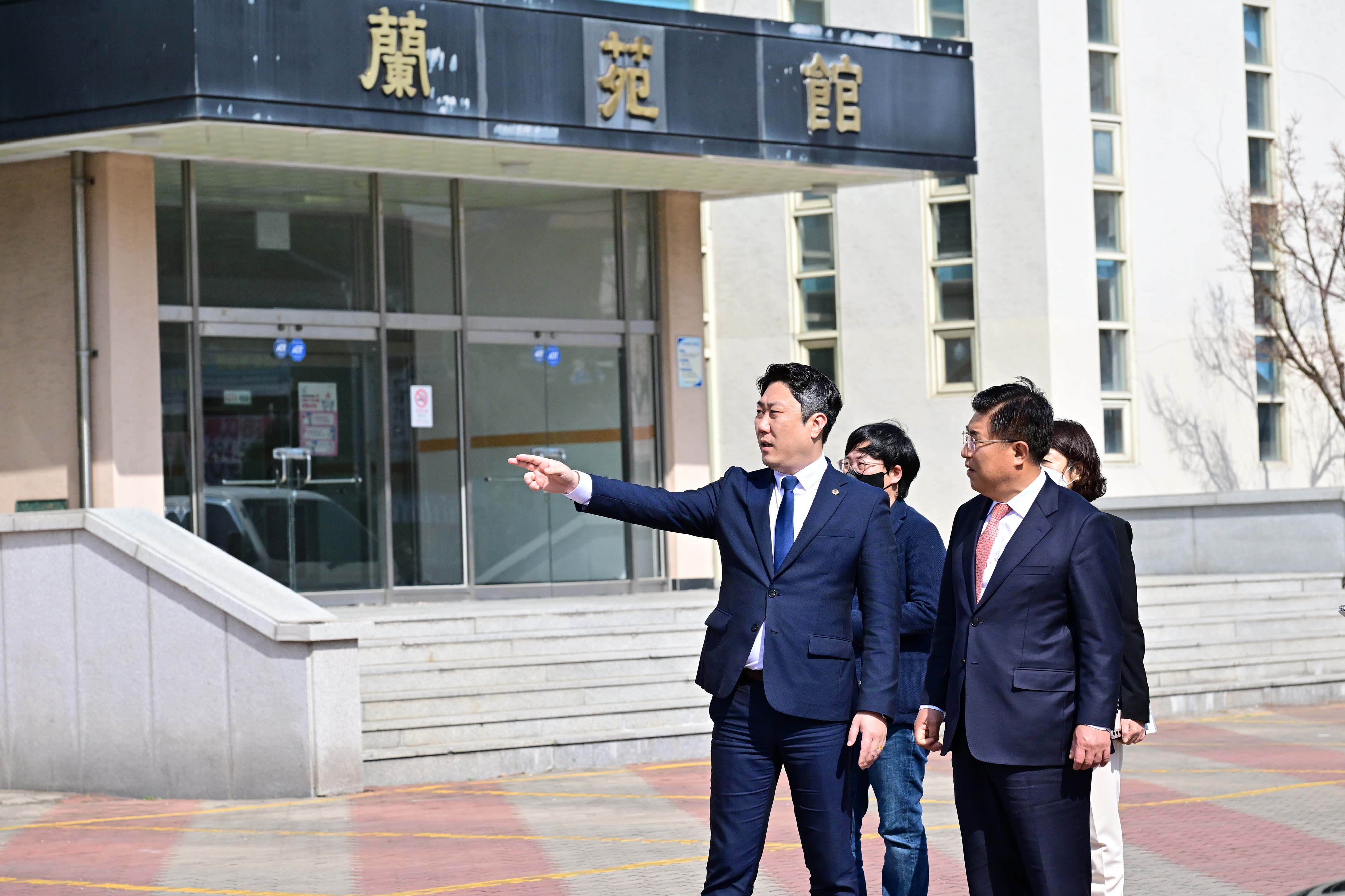 김종섭 행정자치위원장, 중학교 신설 관련 교육현장 방문4