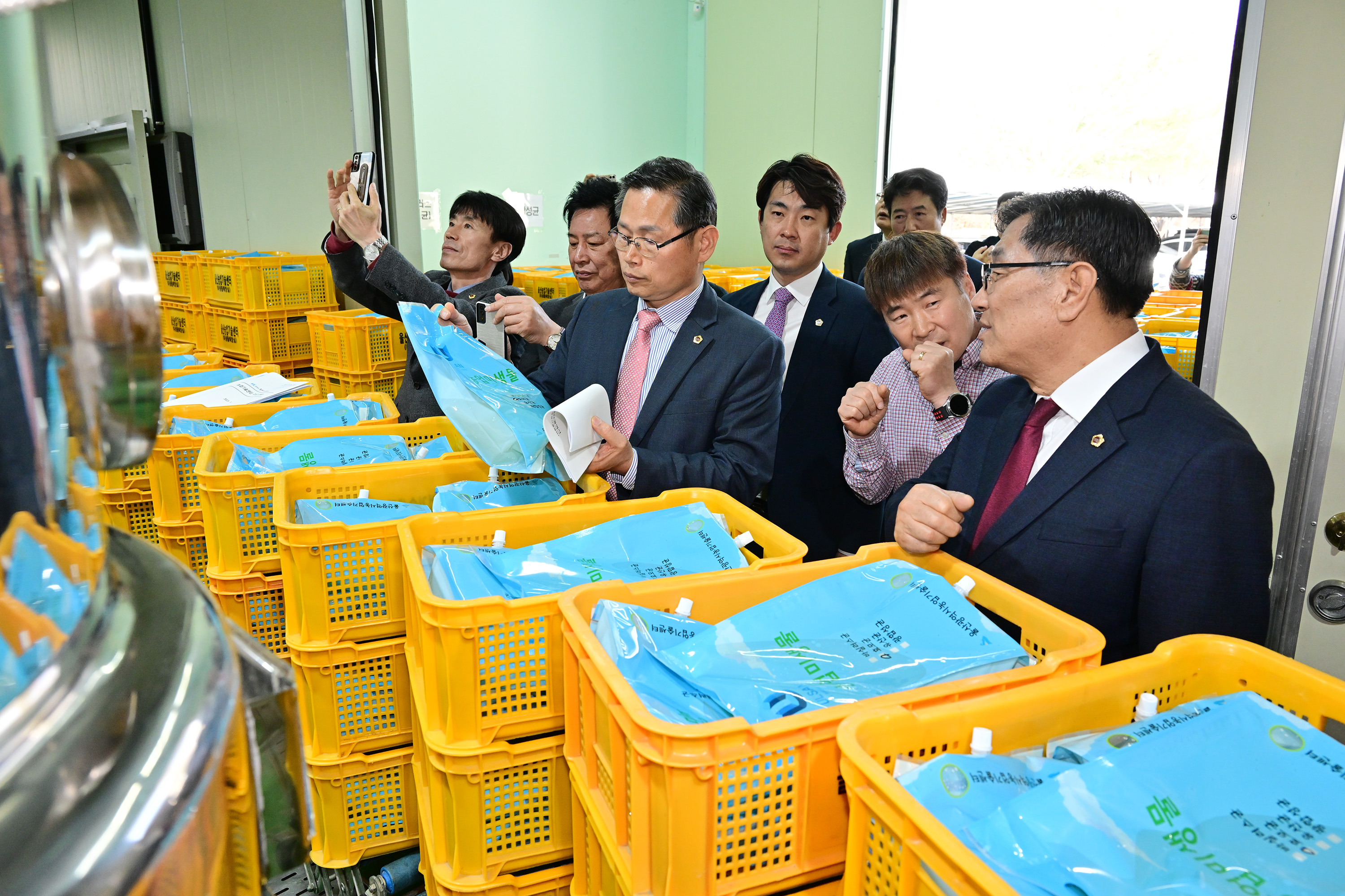 산업건설위원회, 농업기술센터 현장 방문5