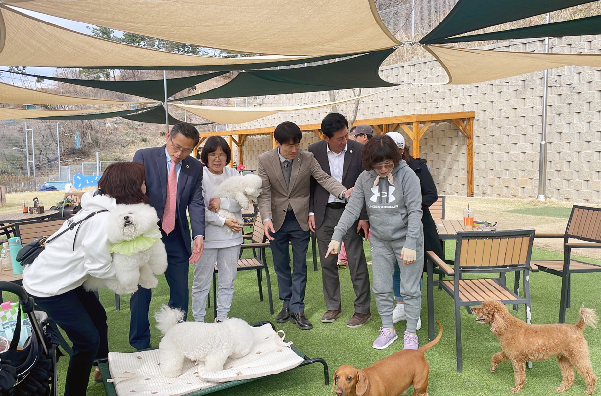 산업건설위원회, 울산반려동물 문화센터(애니언 파크) 현장 방문 1