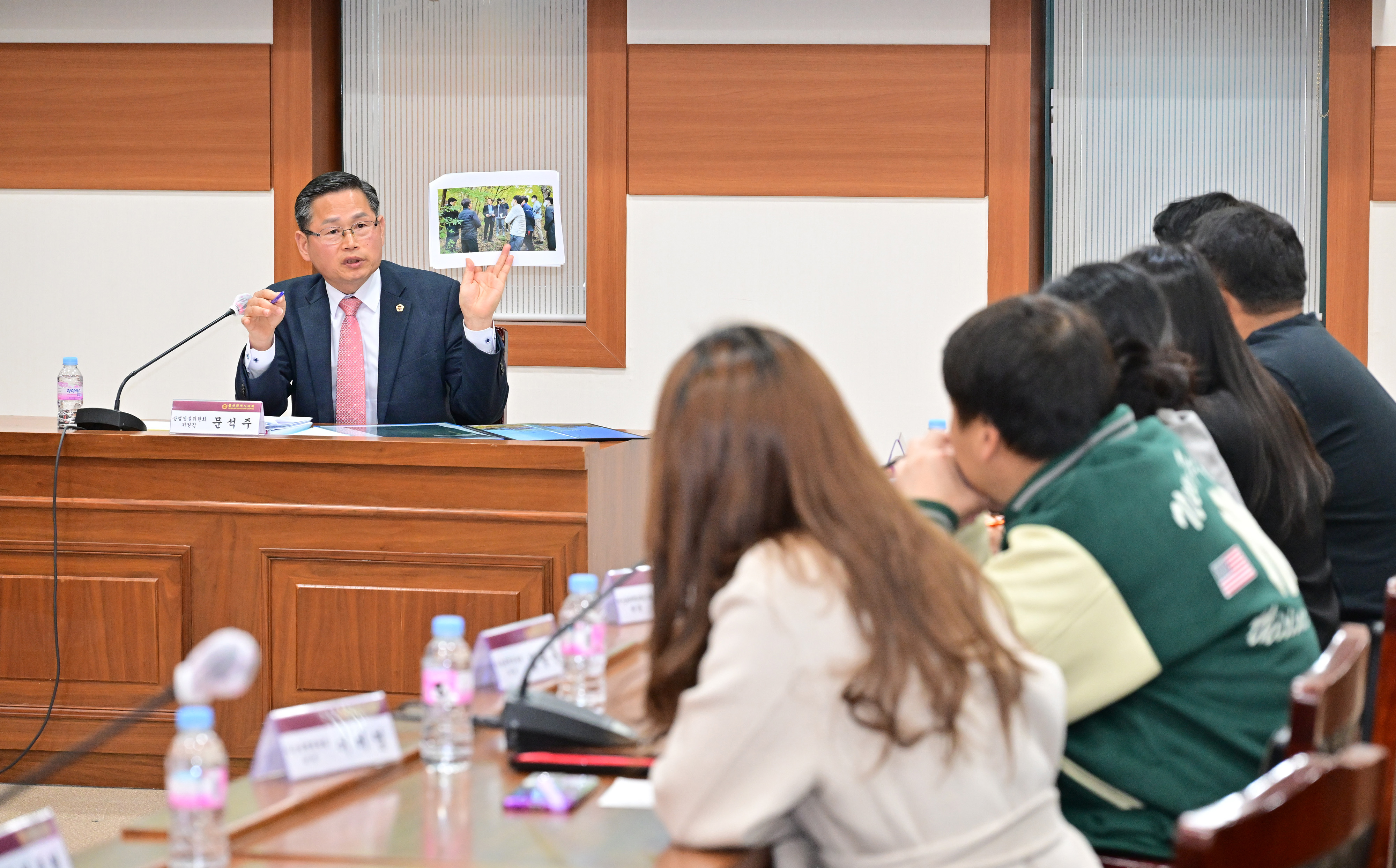 문석주 산업건설위원장, 율동지구 송전탑 이전 설치 논의 간담회3