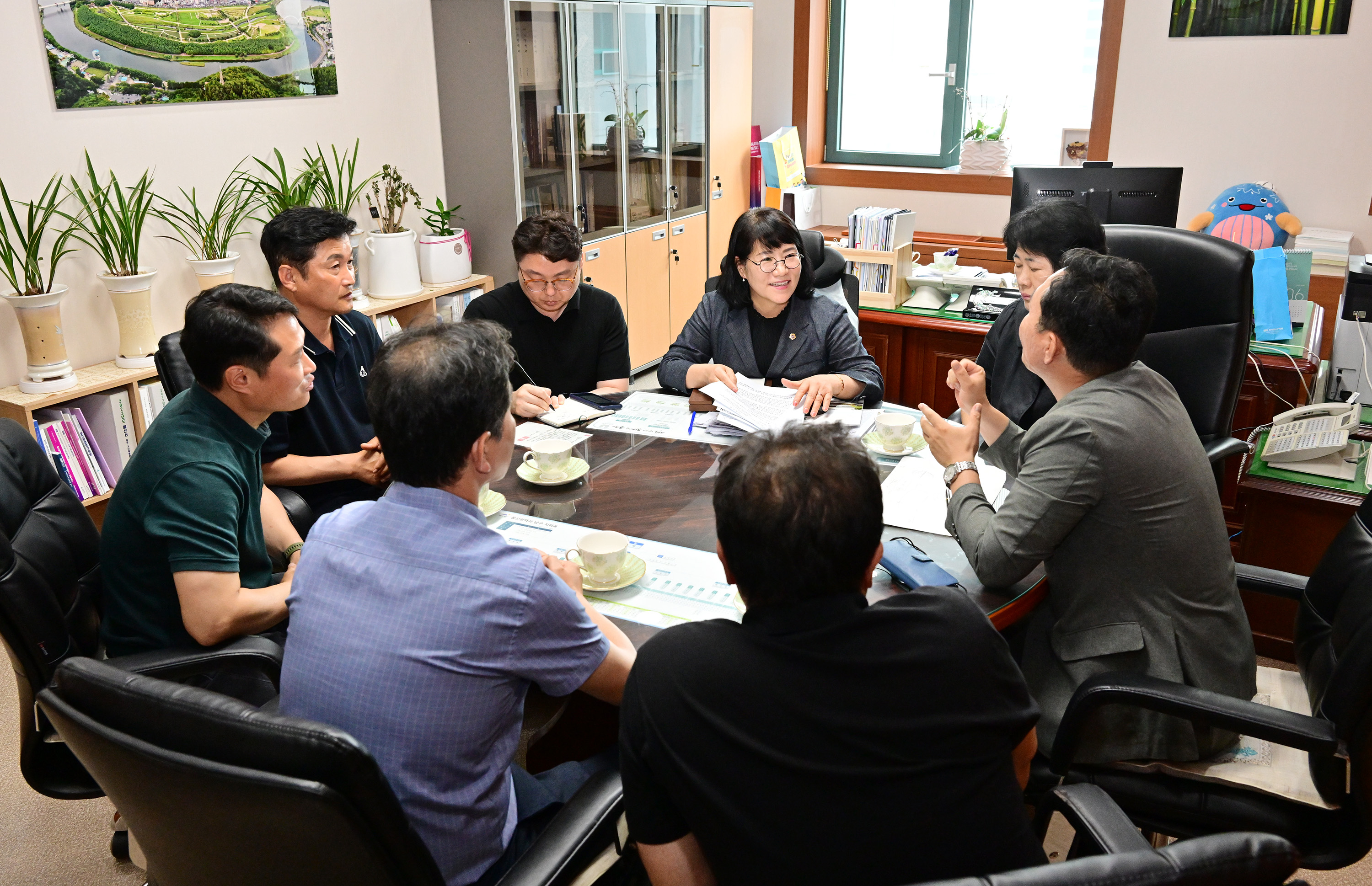 이영해 환경복지위원장, 주상복합 신축사업 지연에 따른 민원 청취3