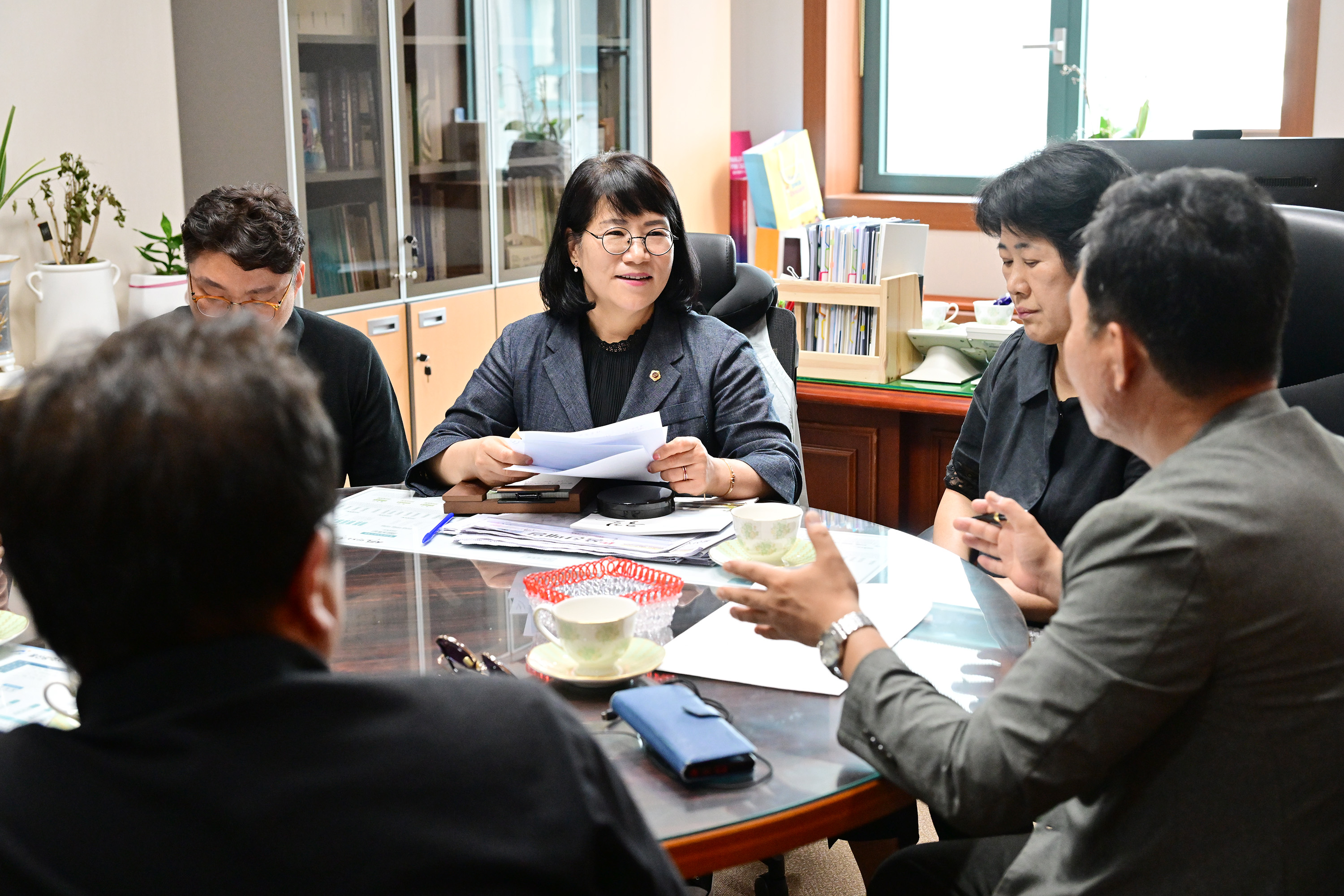 이영해 환경복지위원장, 주상복합 신축사업 지연에 따른 민원 청취6