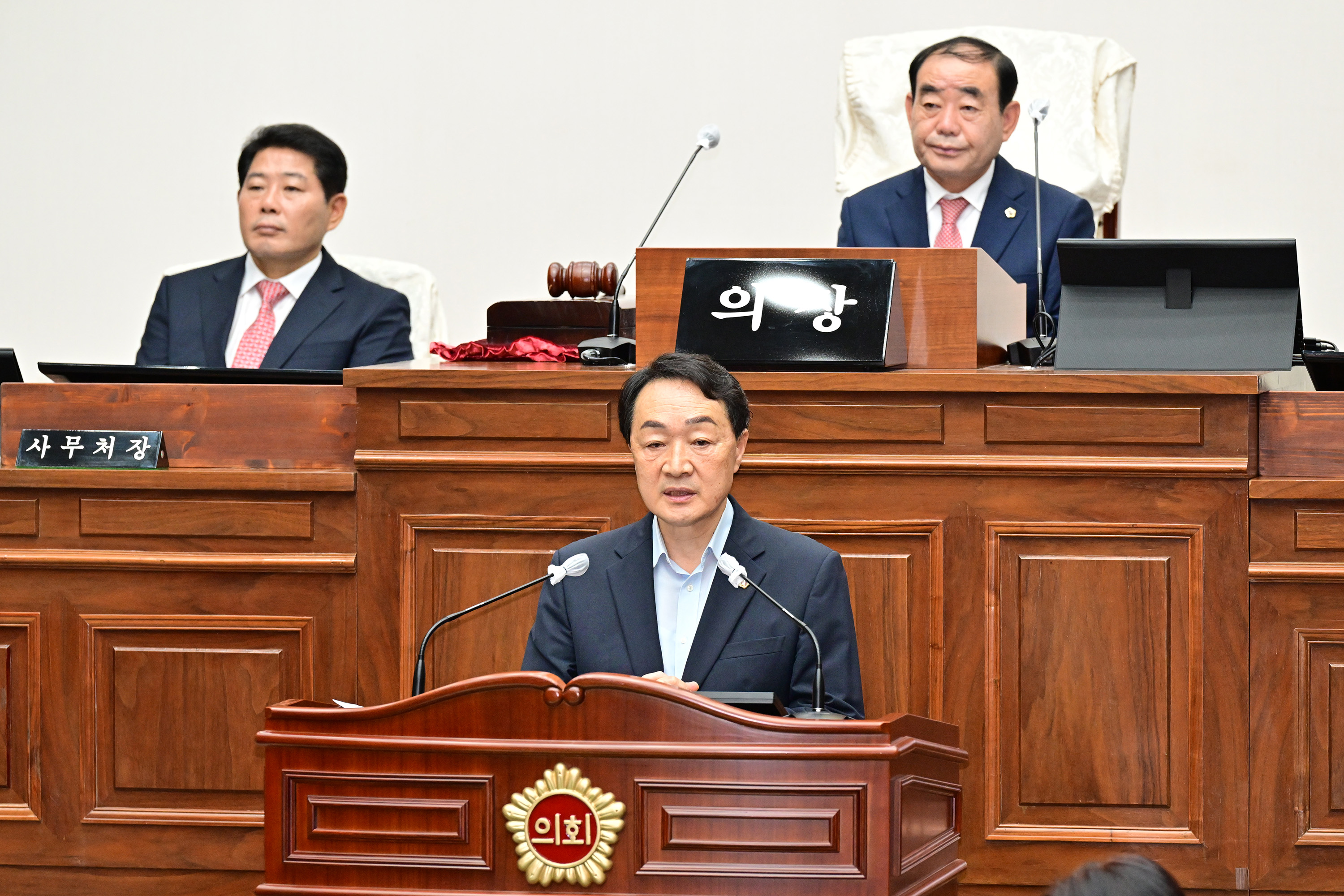 울산광역시의회, 제240회 임시회 제1차 본회의8