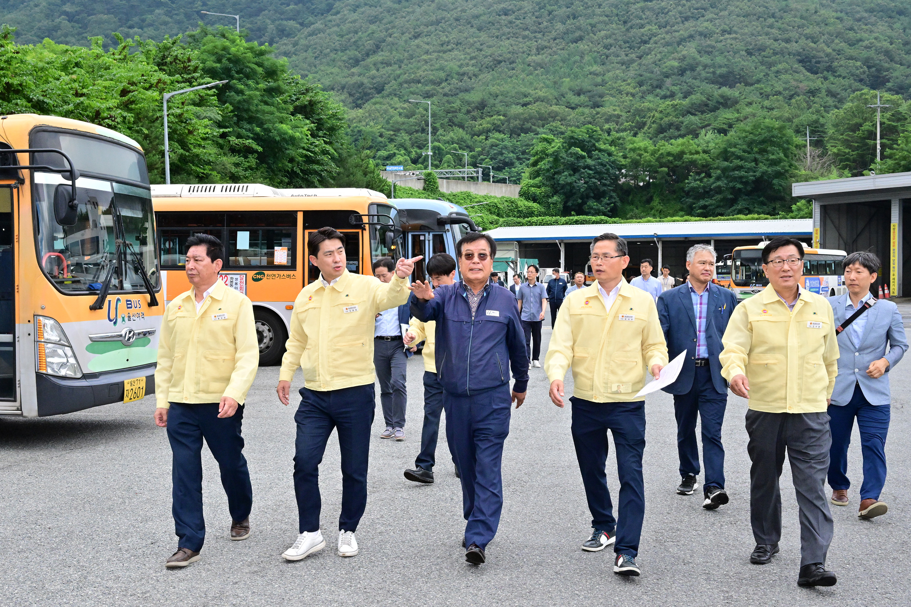 산업건설위원회, 덕하·율리 공영차고지 현장 방문18