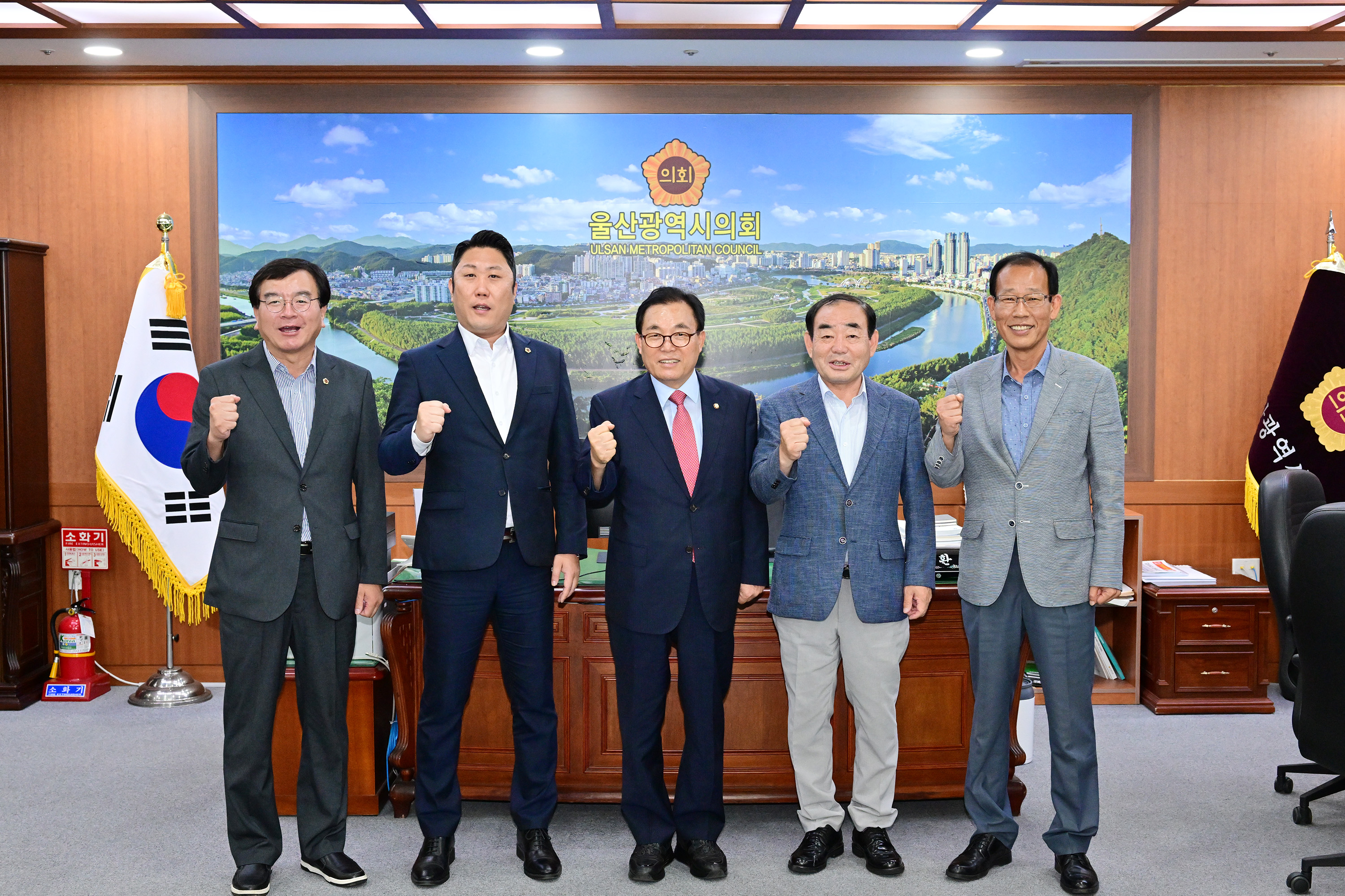 이채익 신임 국민의힘 울산시당위원장 의장실 내방2