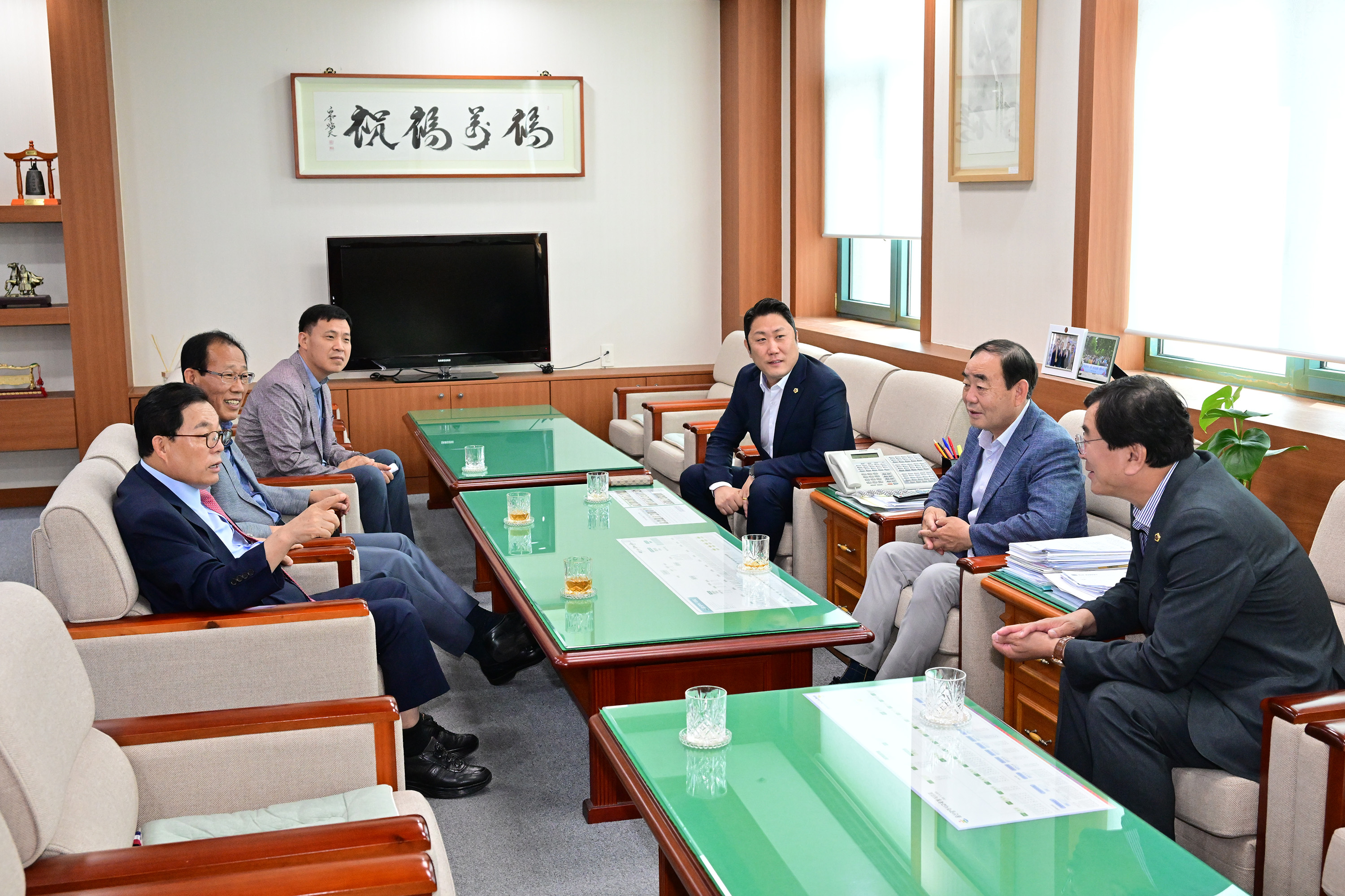 이채익 신임 국민의힘 울산시당위원장 의장실 내방3