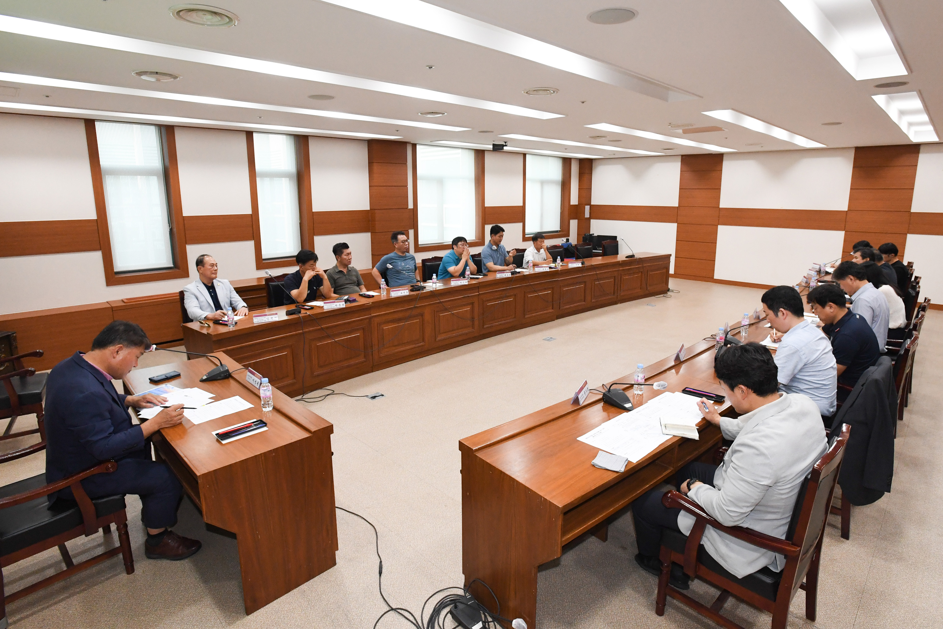 이성룡 부의장, 태화강국가정원 관광과 연계한 중구 상권 활성화 논의 간담회9