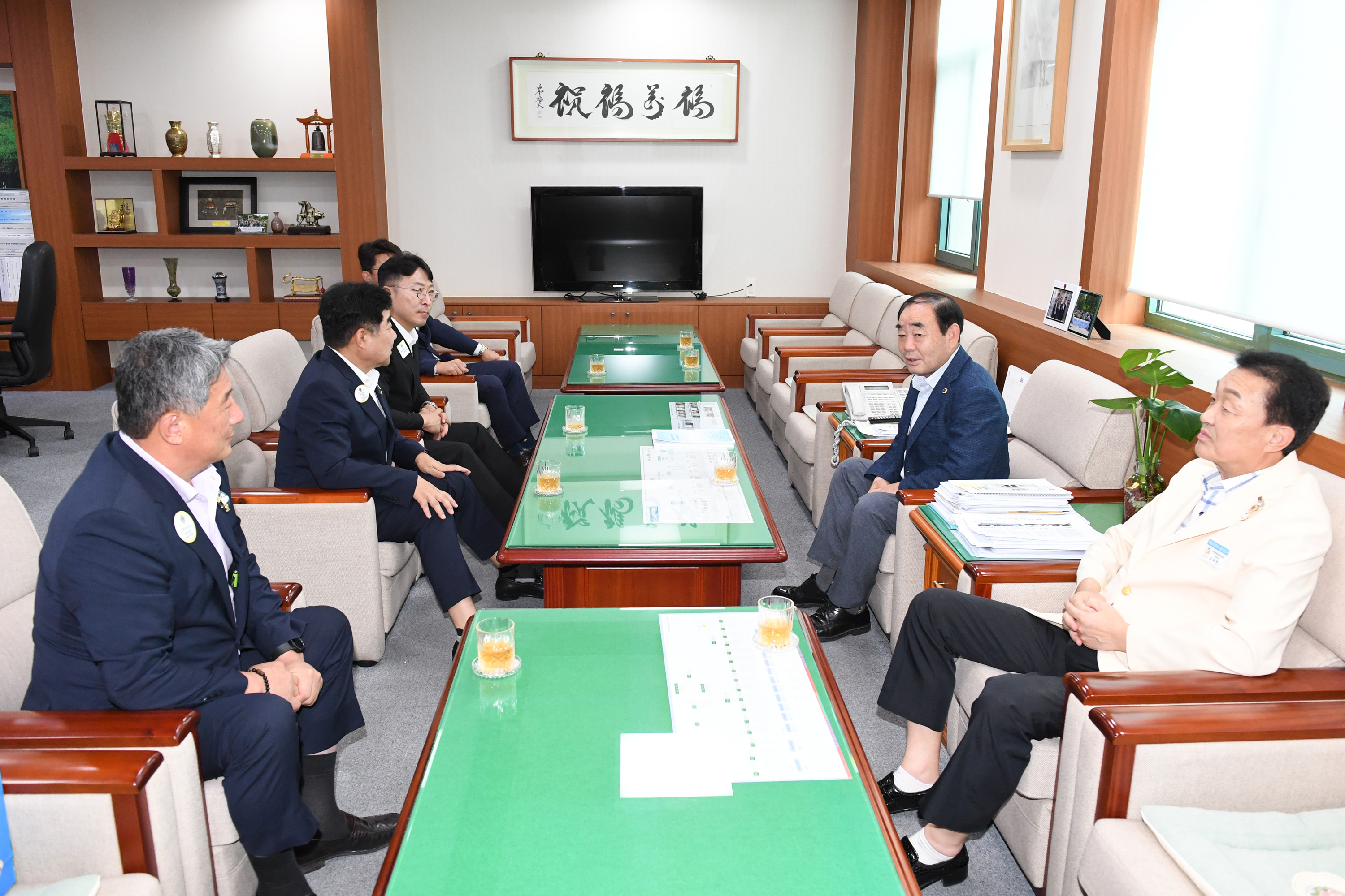 국제라이온스 355-D지구 임원진 내방2