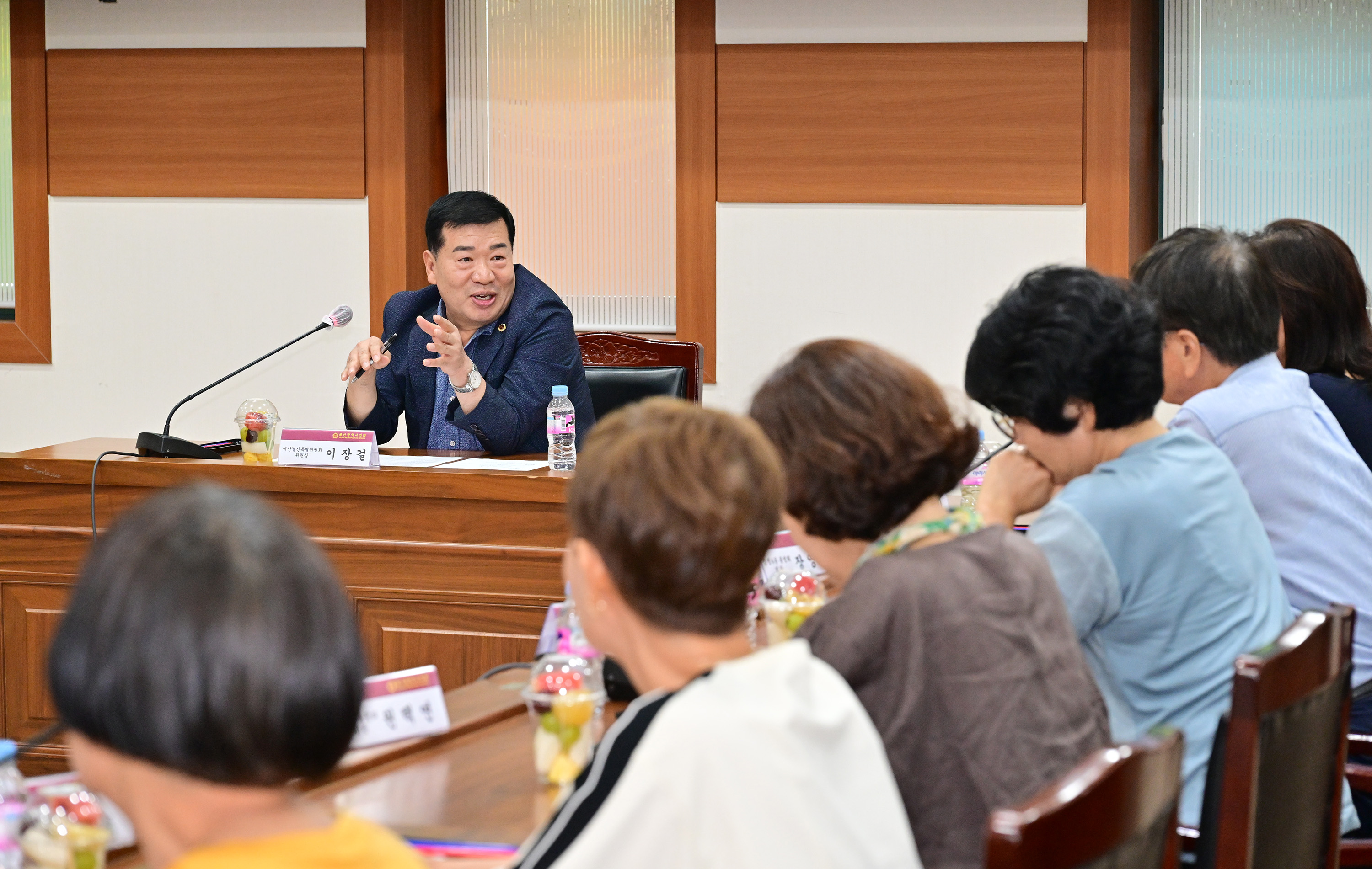 이장걸 예산결산특별위원장, 월평초 인근 작은도서관 건립을 위한 주민 간담회3