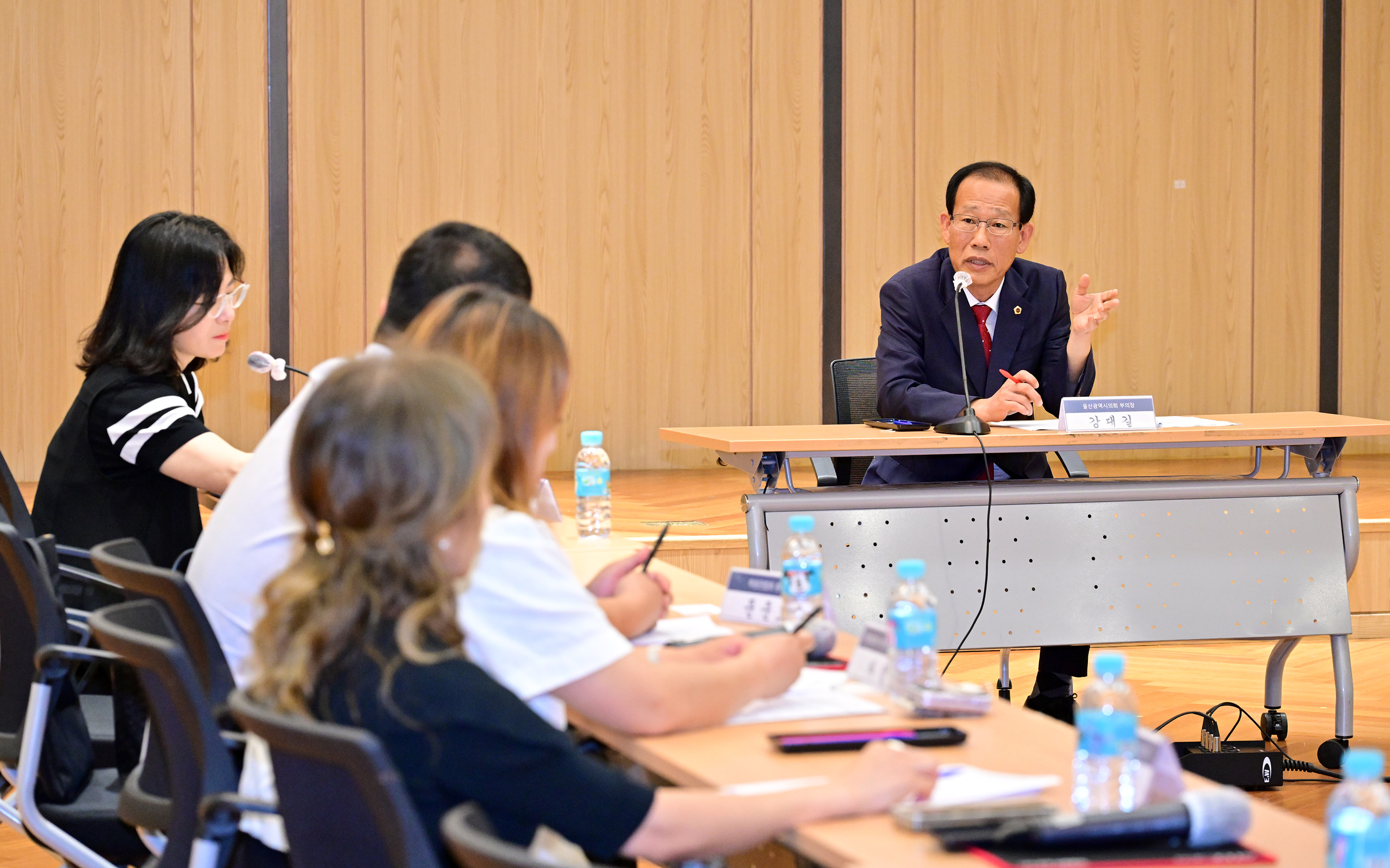 강대길 부의장, 학원 교습시간 등 현안사항 의견청취 간담회3