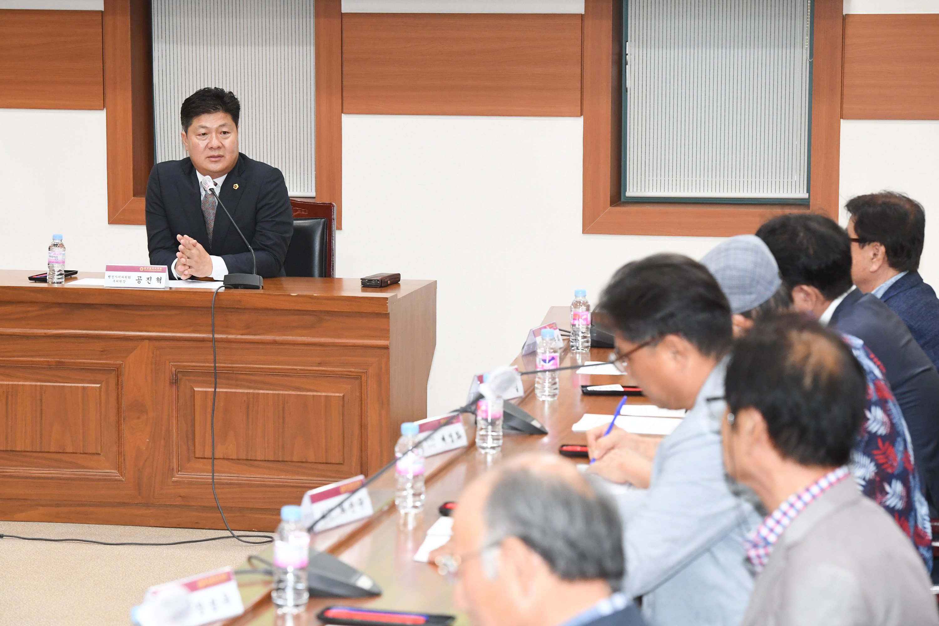 공진혁 행정자치부위원장, 울산 옹기 및 기와산업 육성을 위한 전문가 간담회5