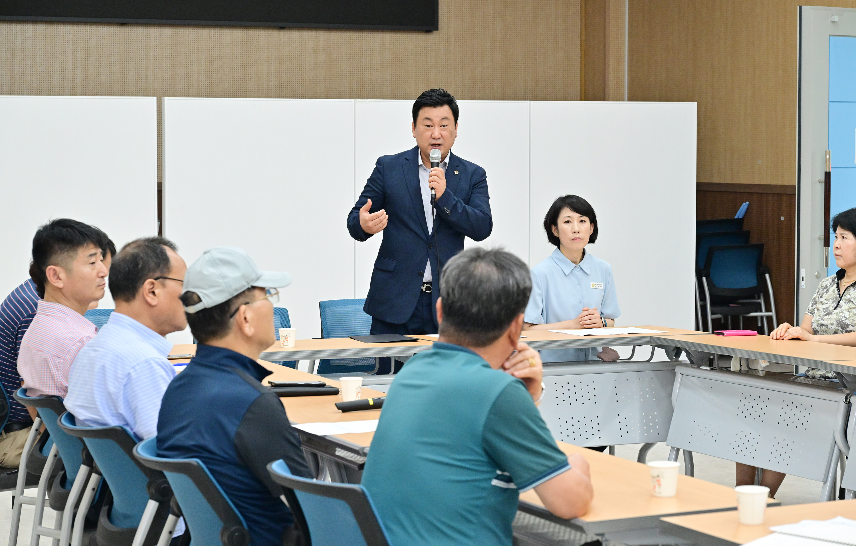 안대룡 의원, 태화강 국가정원 맨발걷기 활성화 논의 간담회 1