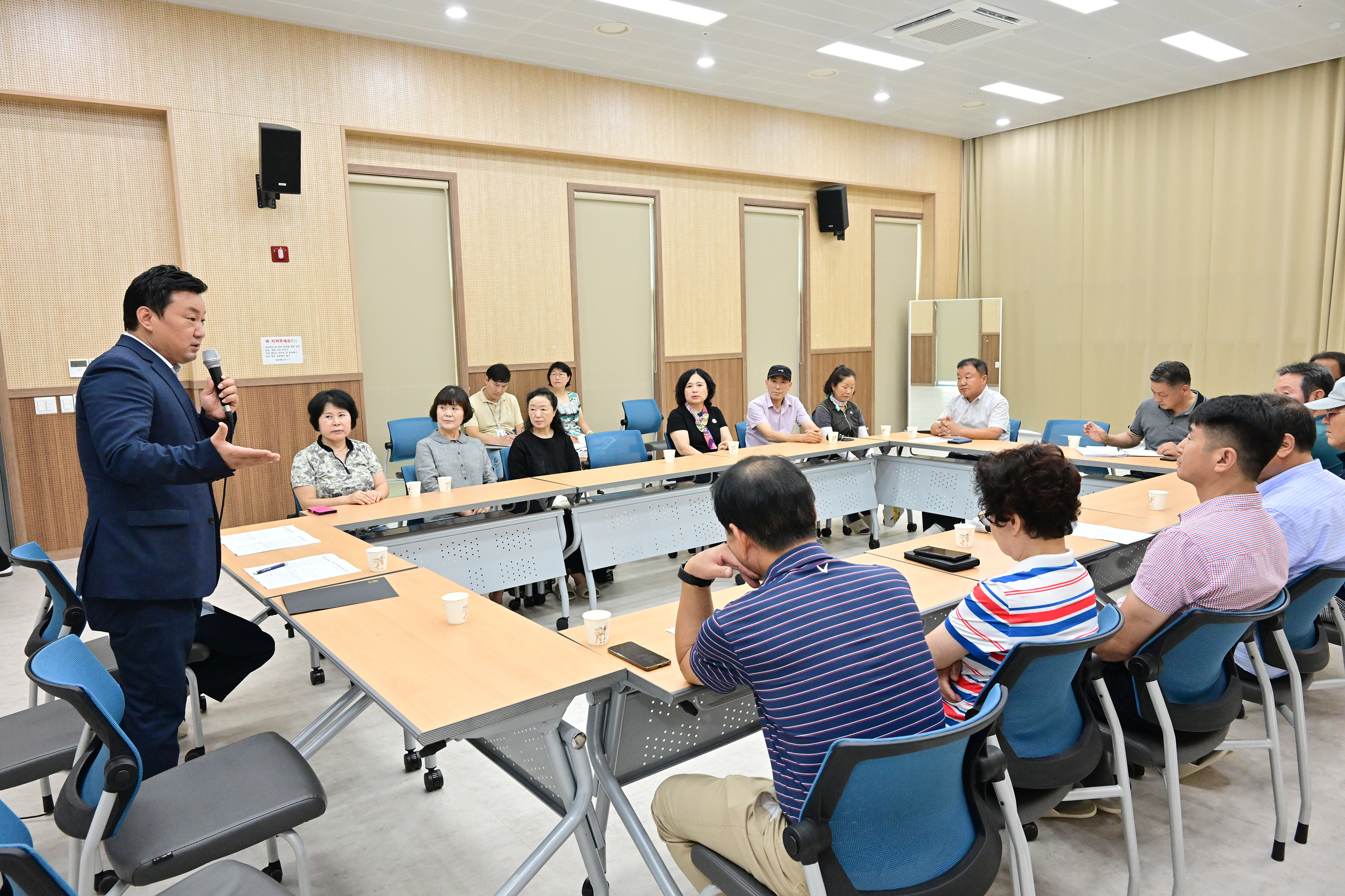 안대룡 의원, 태화강 국가정원 맨발걷기 활성화 논의 간담회 2