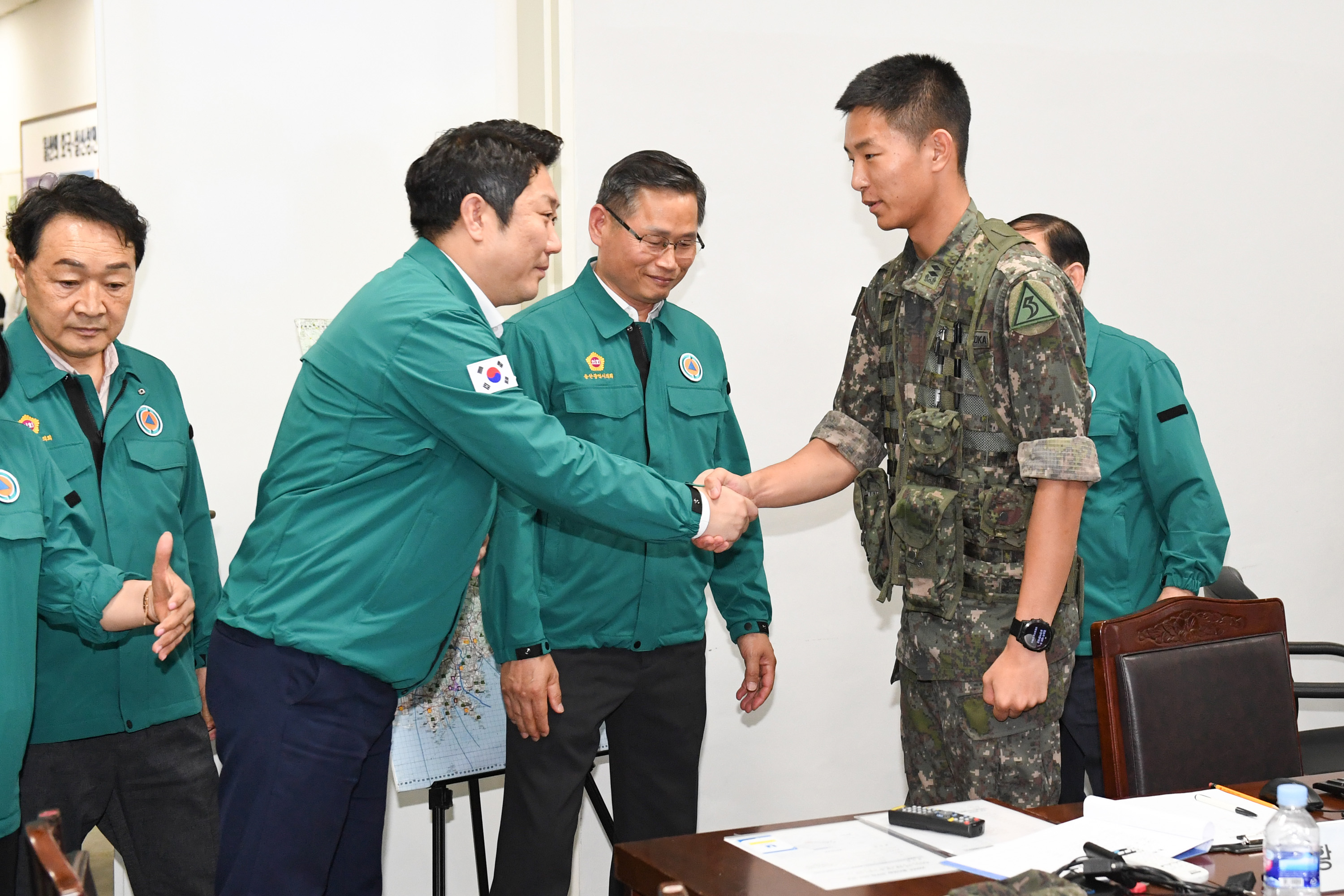 울산광역시의회(의장 김기환) 2023년 을지연습 훈련 참가자 격려 방문9