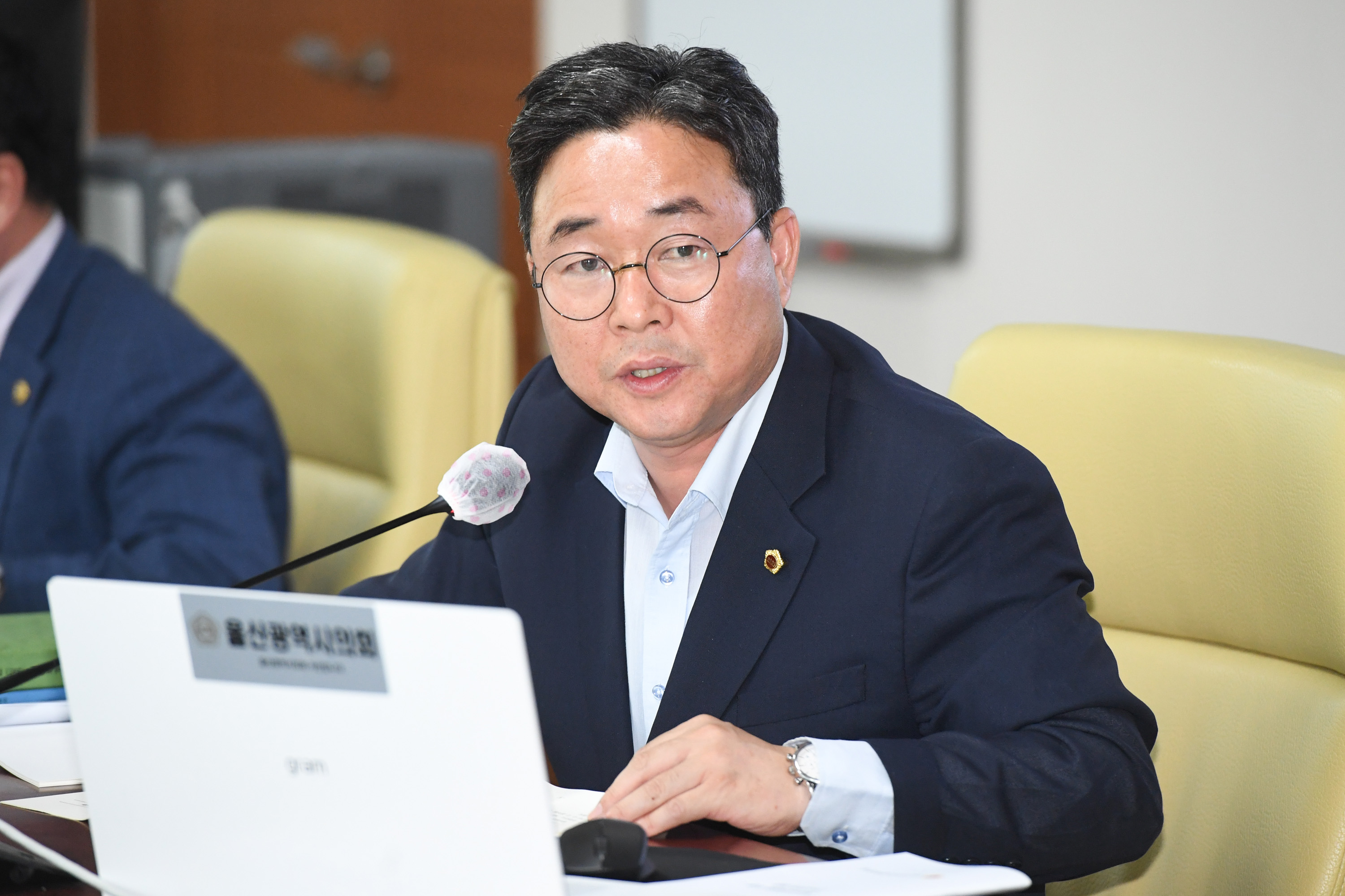행정자치위원회, 문화관광체육국 소관 2023년도 제3회 울산광역시 추가경정예산안 예비심사의 건 등 심사8