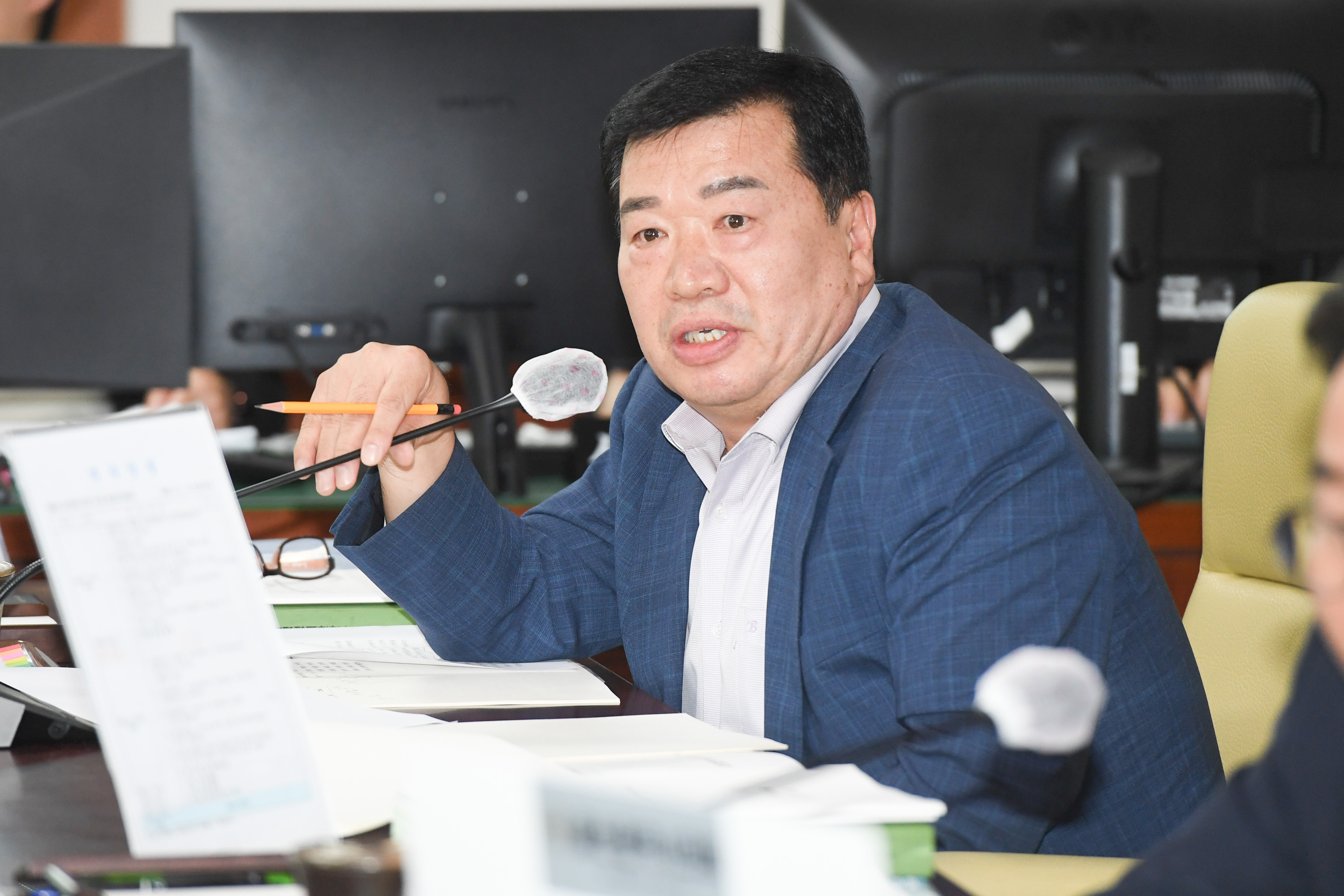 행정자치위원회, 소방본부 소관 2023년도 제3회 울산광역시 추가경정예산안 예비심사의 건 등 심사6