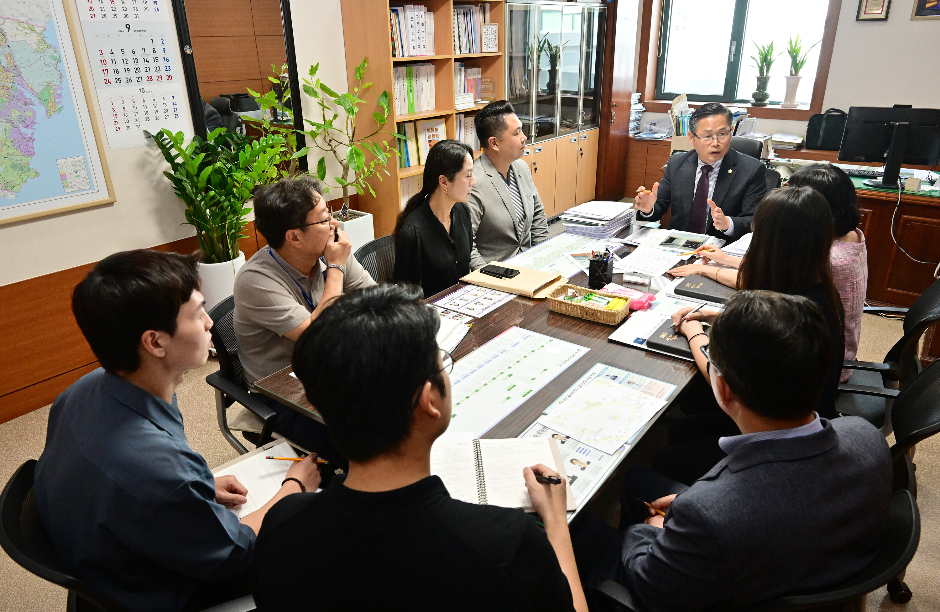 문석주 산업건설위원장, 아파트 단지 내 공공보행통로 개선 간담회7
