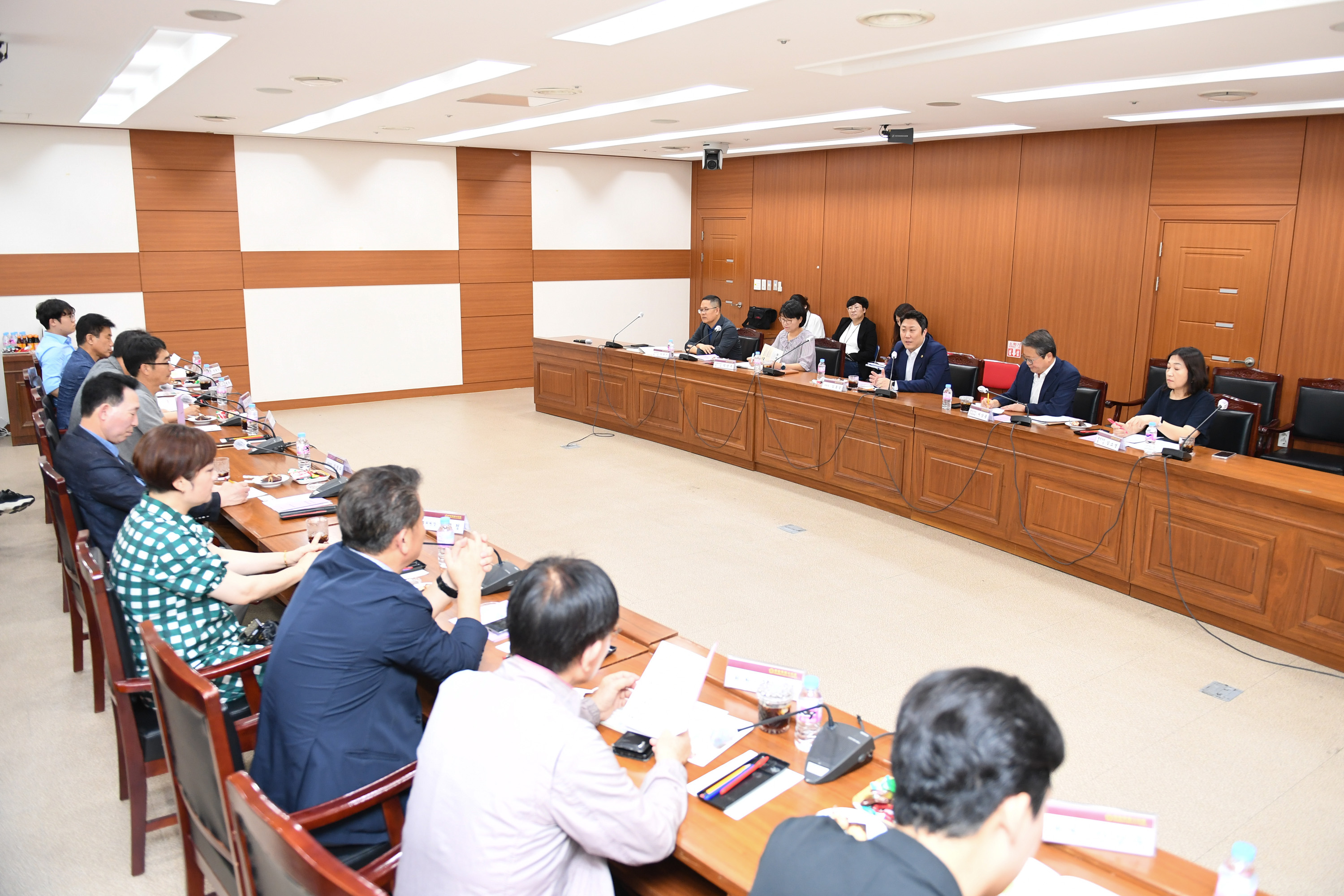 창원시의회, 벤치마킹 위해 울산시의회 행자위 방문7