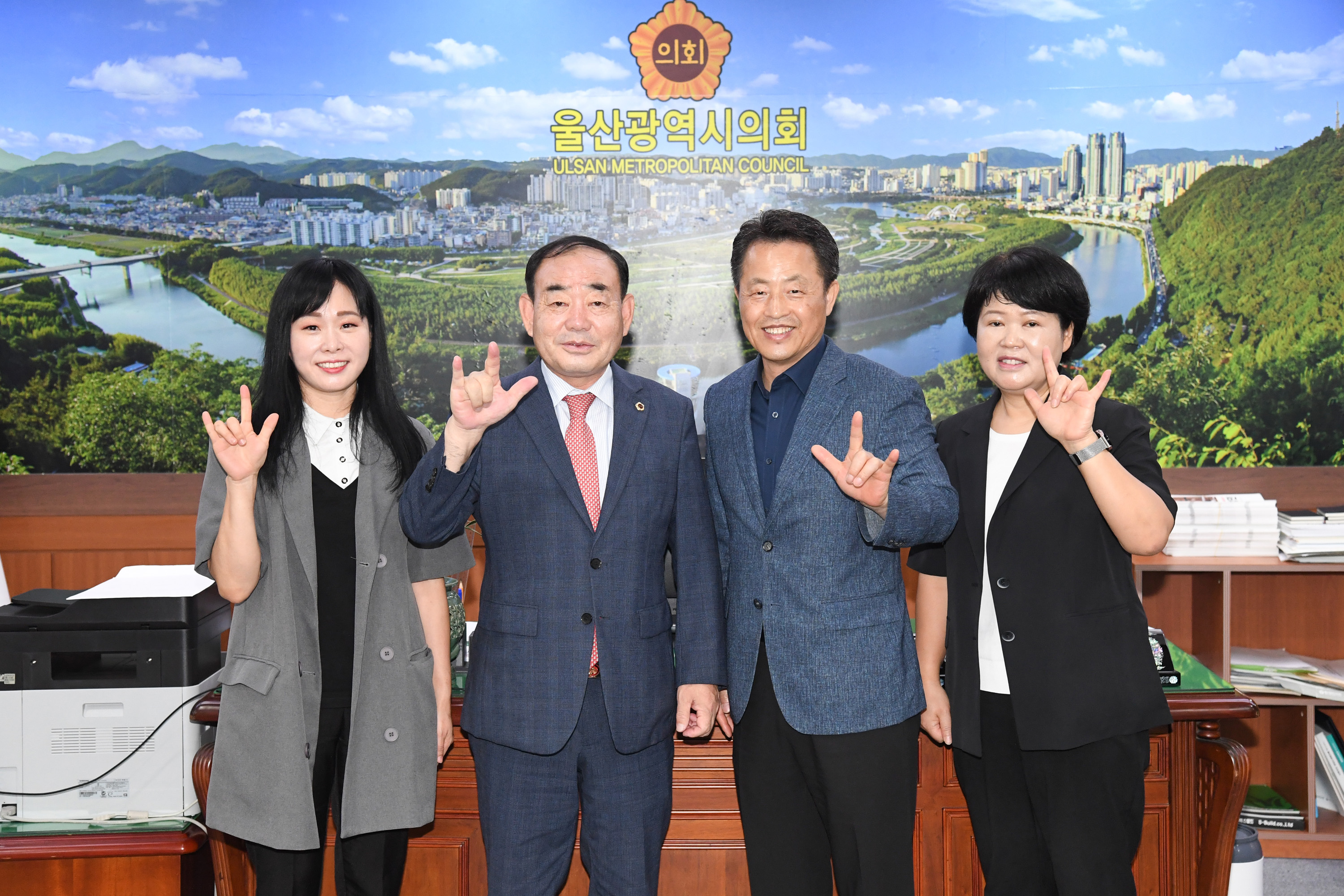 김기환 의장, 이영호 울산광역시농아인협회장 환담1