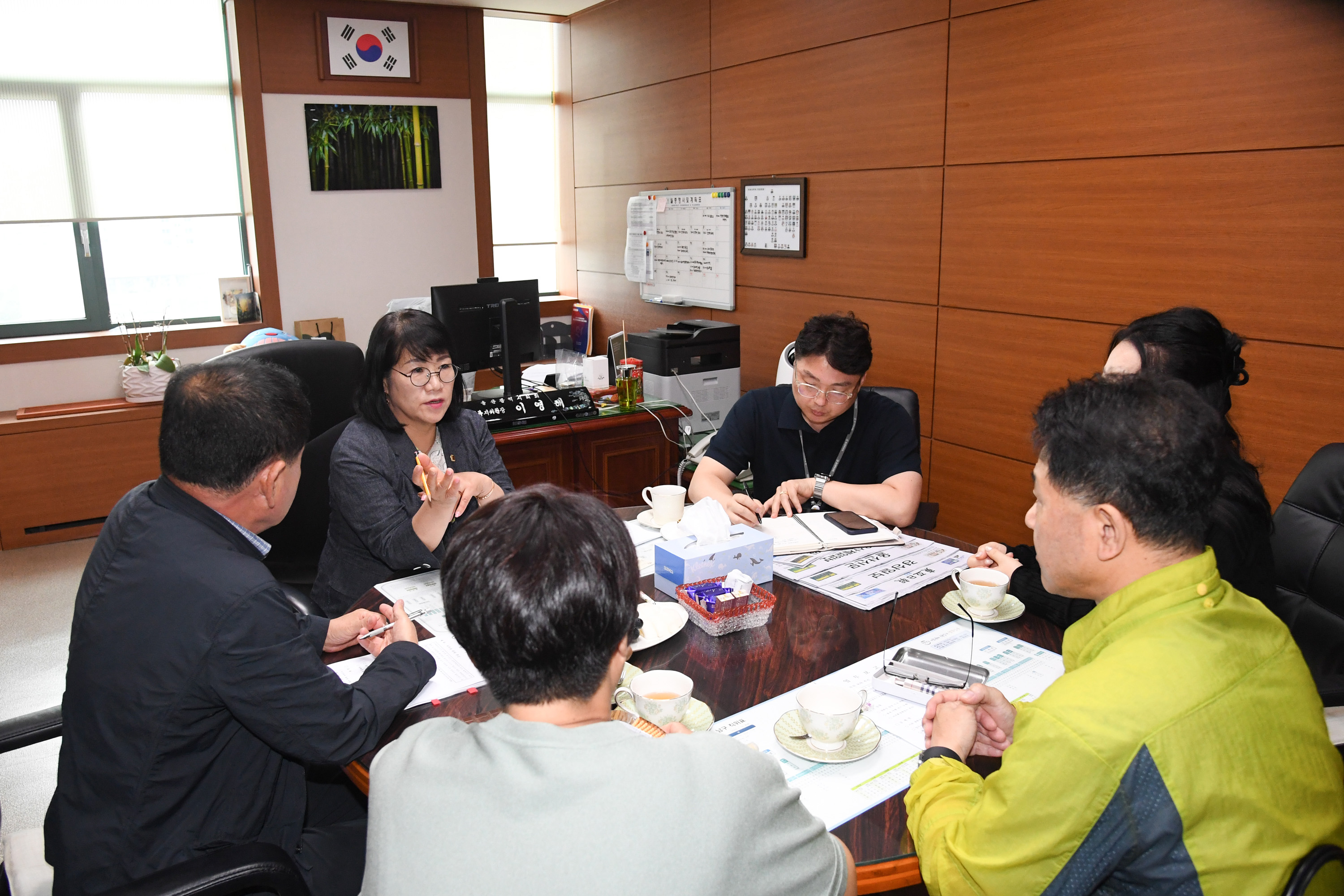 이영해 환경복지위원장,(사)태화강생태관광협의회 관계자와 함께 태화강 생태관광 활성화 관련하여 현안사항을 논의6
