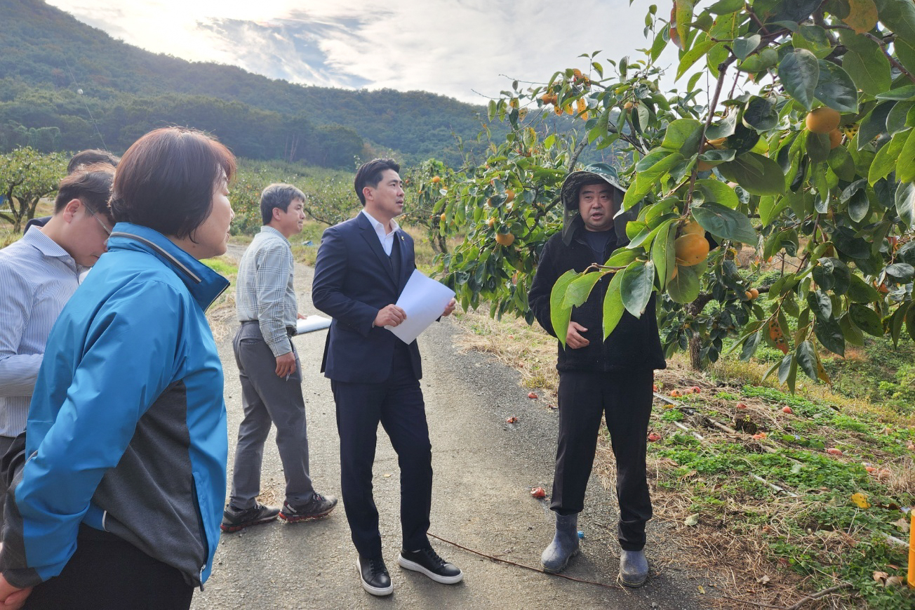 김종훈 산업건설부위원장, 범서읍 농작물 피해 현장방문1