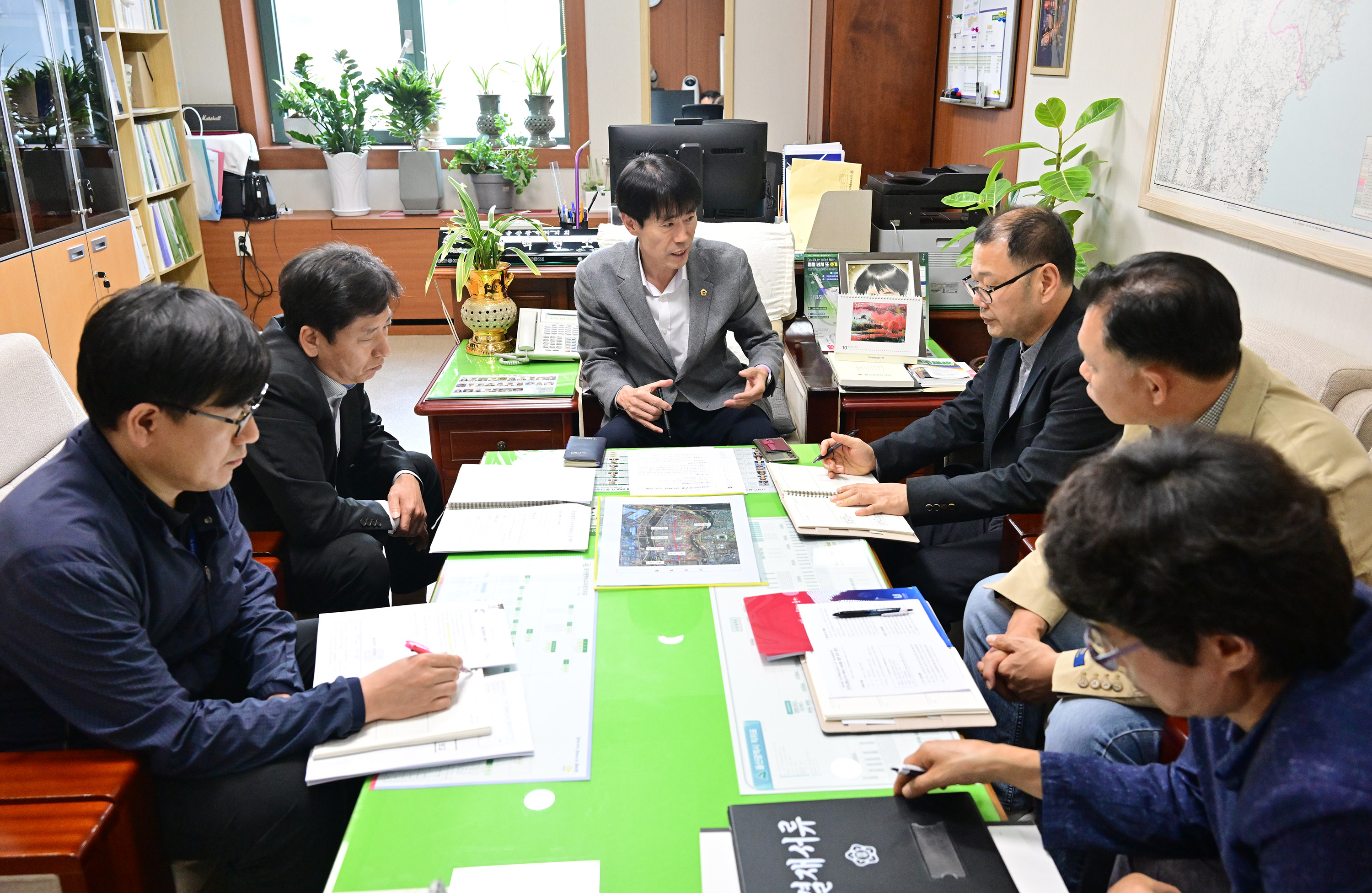 백현조 의원, 북구 진장·명촌지구 내 노후 기반시설(도로)정비 개선방안 업무협의7
