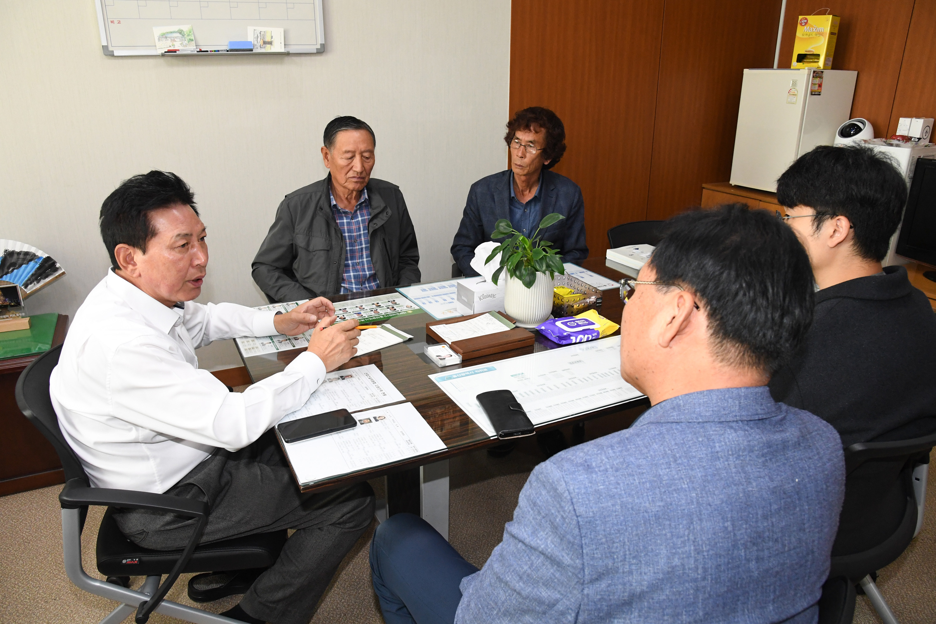 홍유준 의원, 공익직불제 개선 의견청취 간담회2