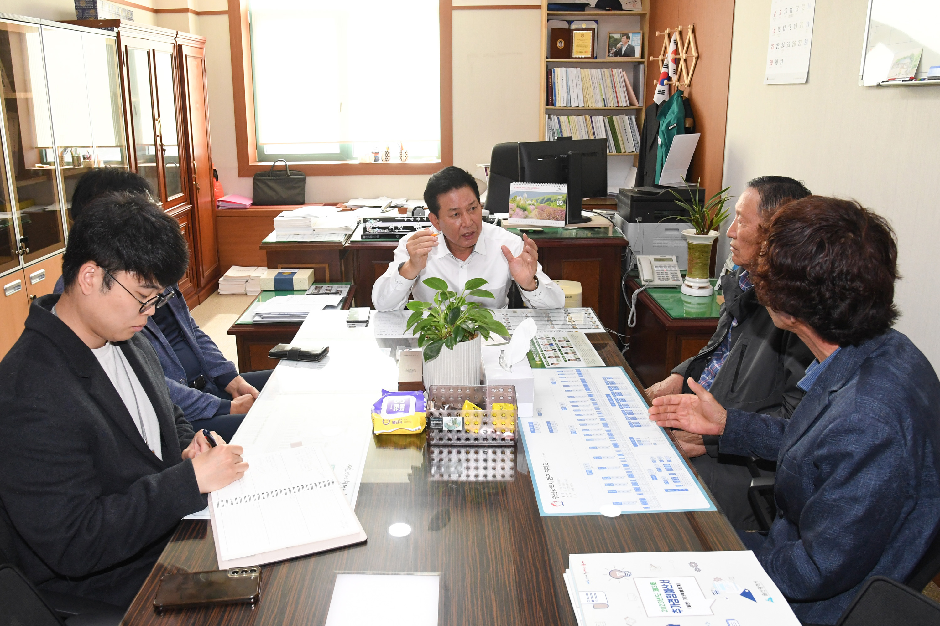 홍유준 의원, 공익직불제 개선 의견청취 간담회3