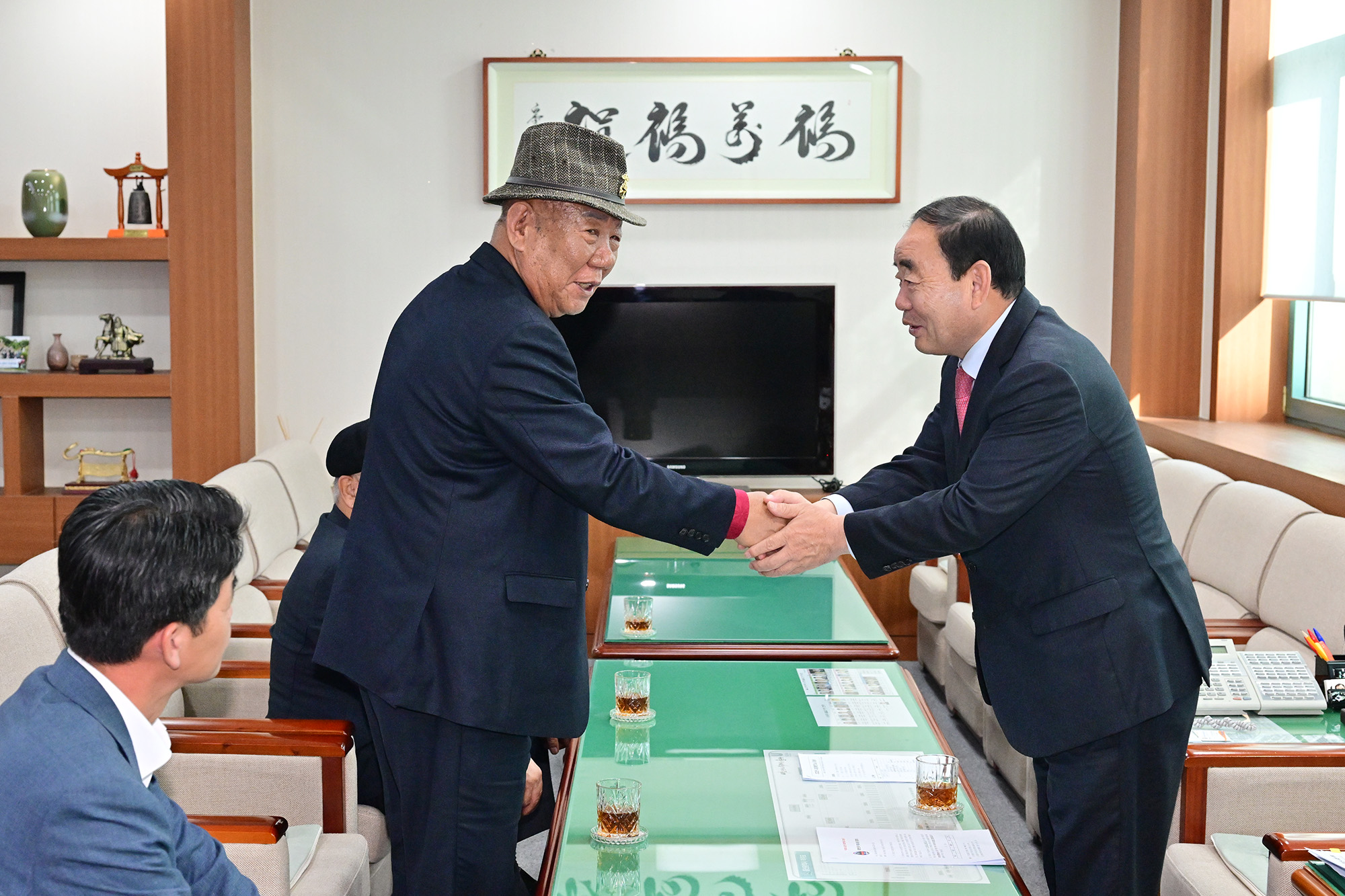 대한민국 독도사랑 중앙회, 의장실 내방2