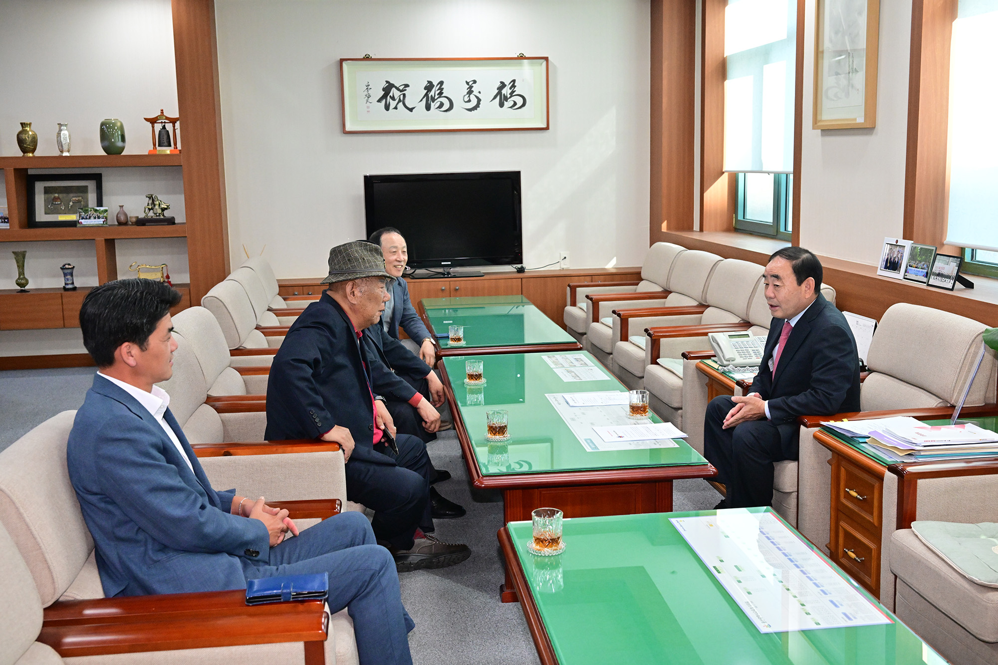 대한민국 독도사랑 중앙회, 의장실 내방3