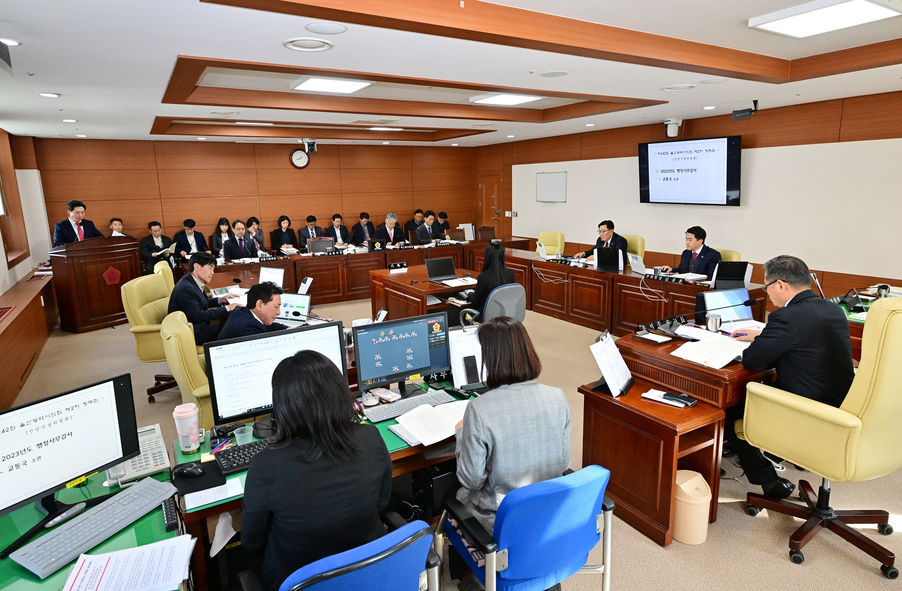 산업건설위원회, 교통국 소관 2023년도 행정사무감사7