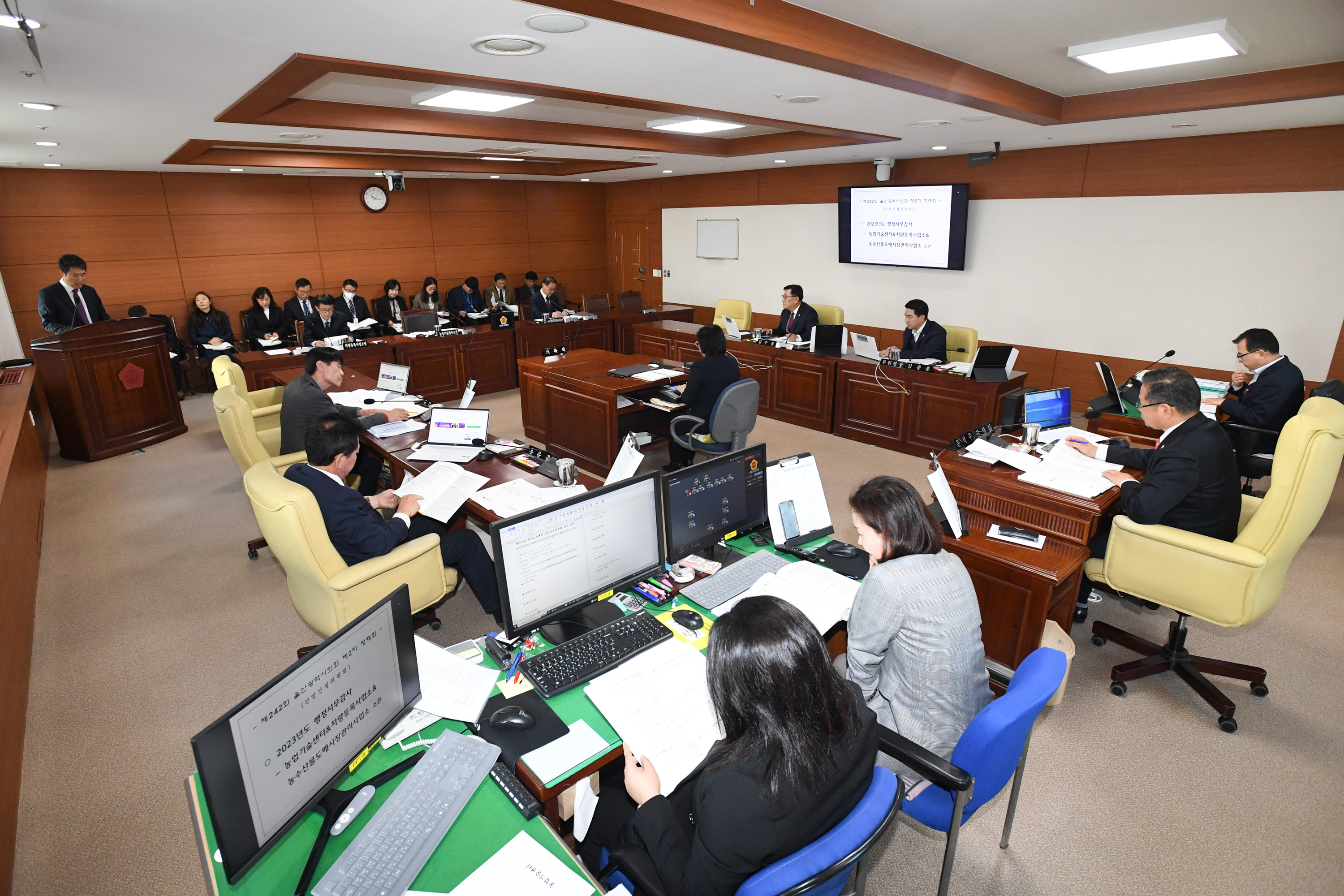 산업건설위원회, 농업기술센터, 차량등록사업소, 농수산물도매시장관리사업소 소관 2023년도 행정사무감사4