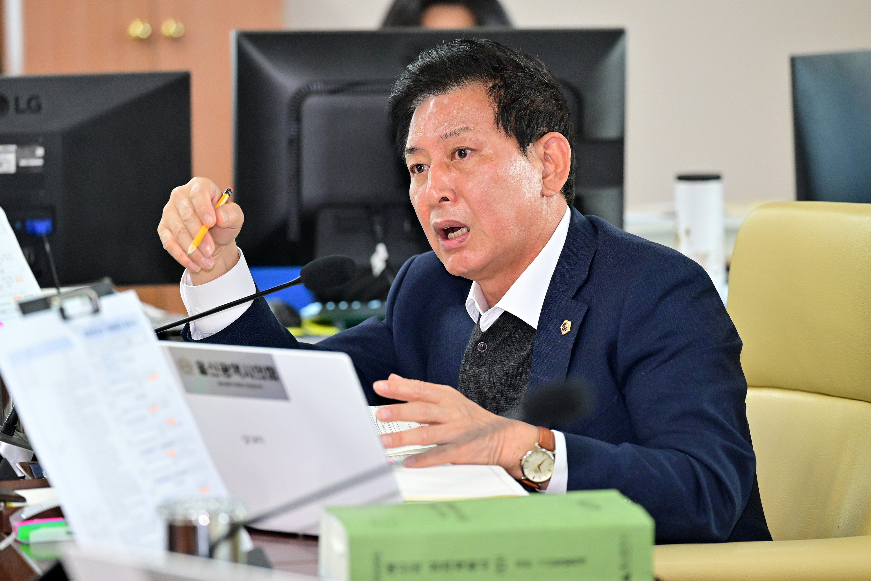 산업건설위원회, 미래전략본부 소관 추가경정예산안 심사2