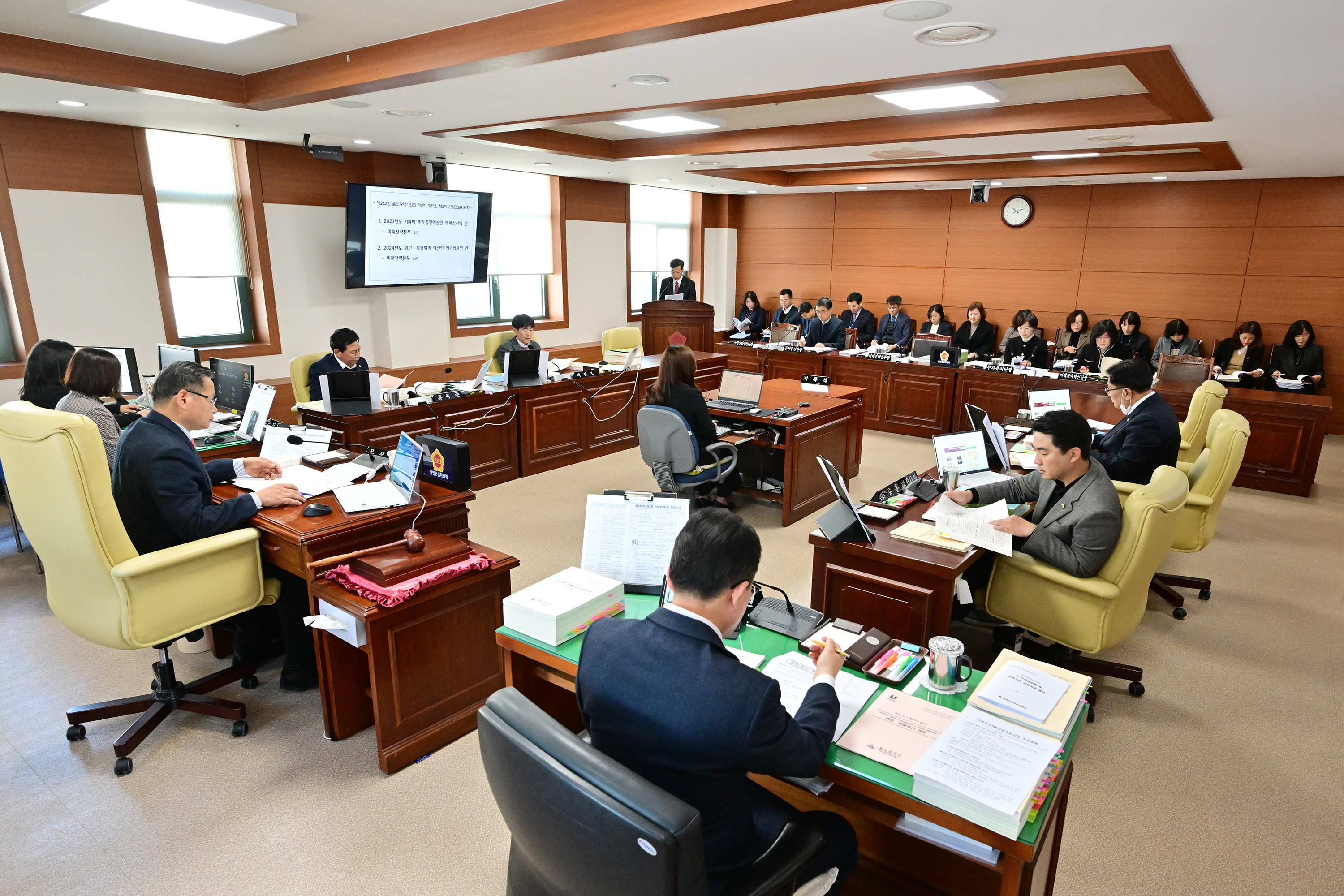 산업건설위원회, 미래전략본부 소관 추가경정예산안 심사6