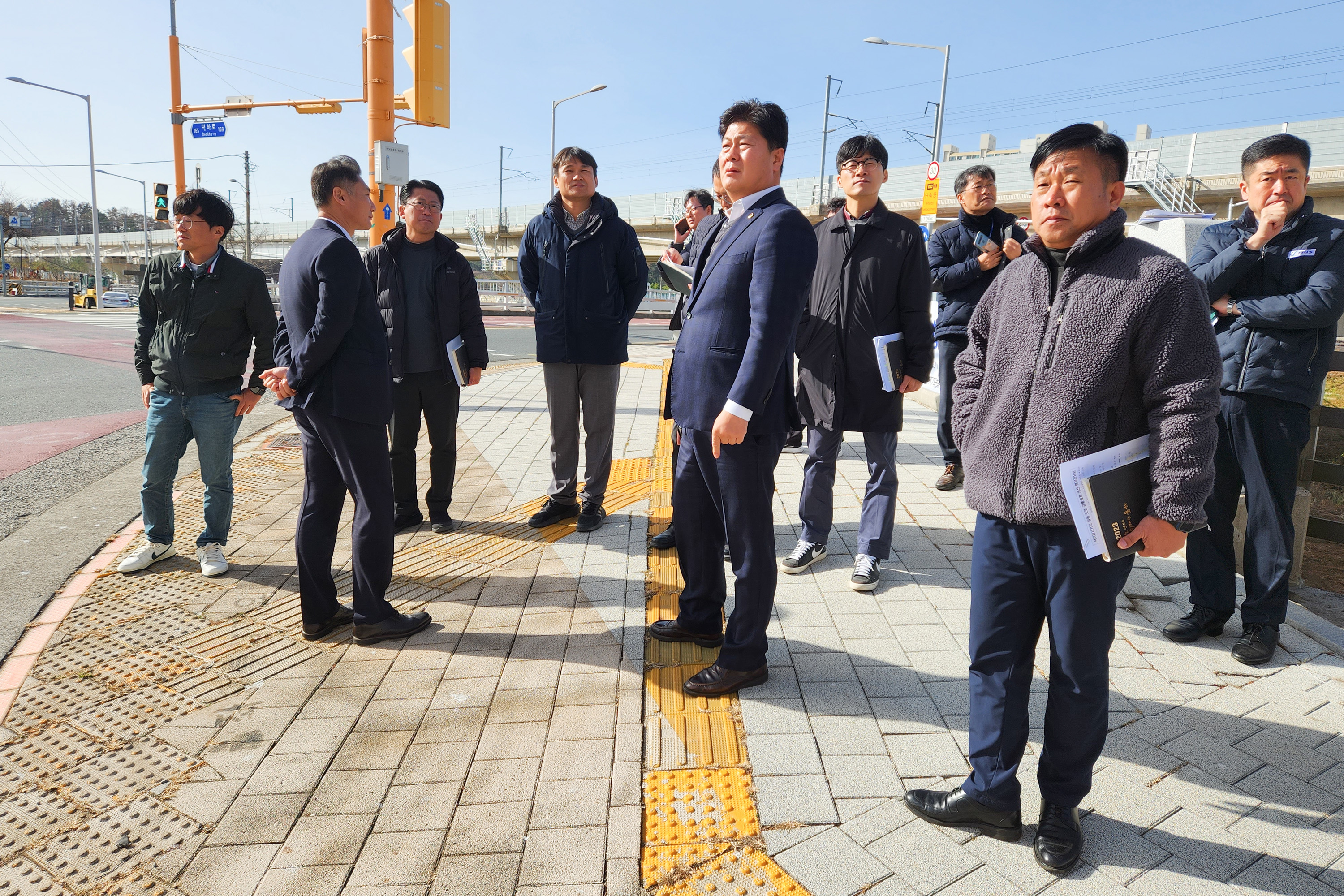 공진혁 의원, 울주군 청량읍 덕하교 사거리 교통안전 현장점검1