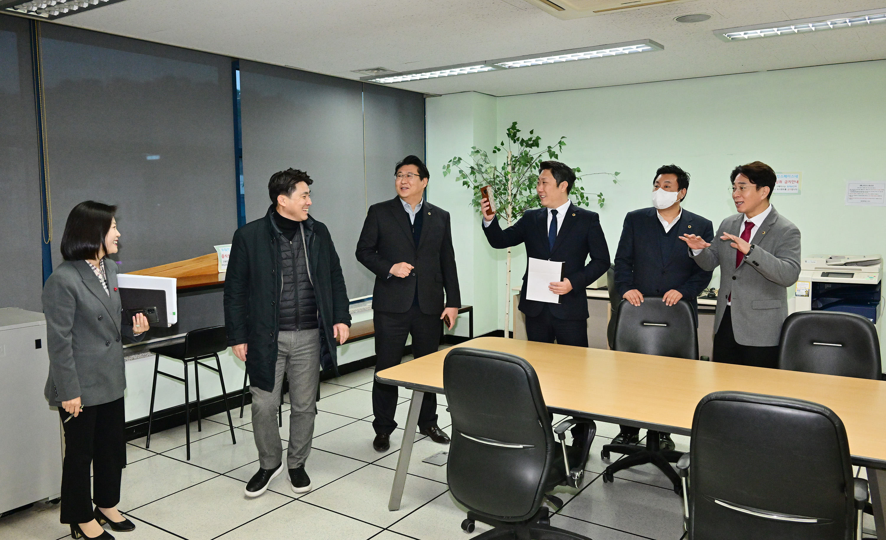 울산광역시의회 꿈의도시 울산 청년과 함께 특별위원회, 청년창업센터 방문 8