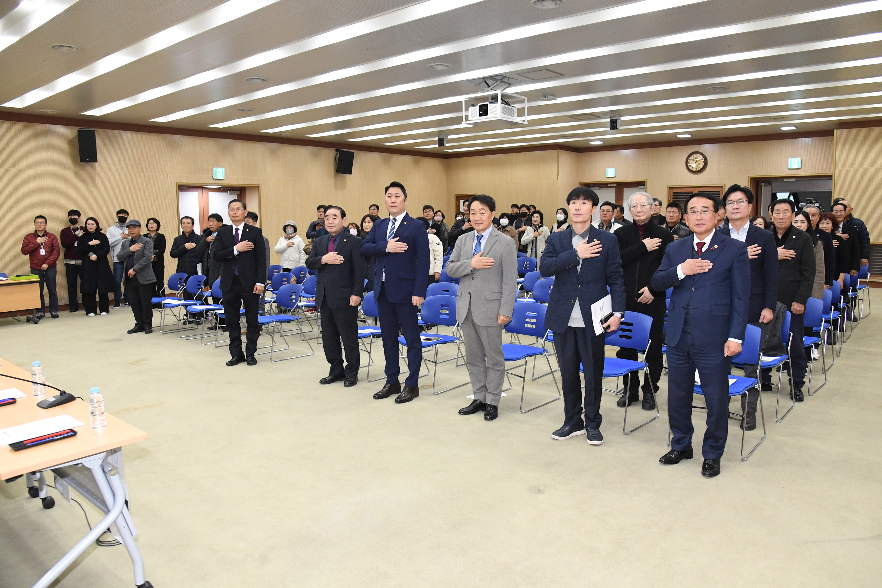 안수일 의원, 안전한 물 확보를 위한 취수원 다변화 시민 토론회2