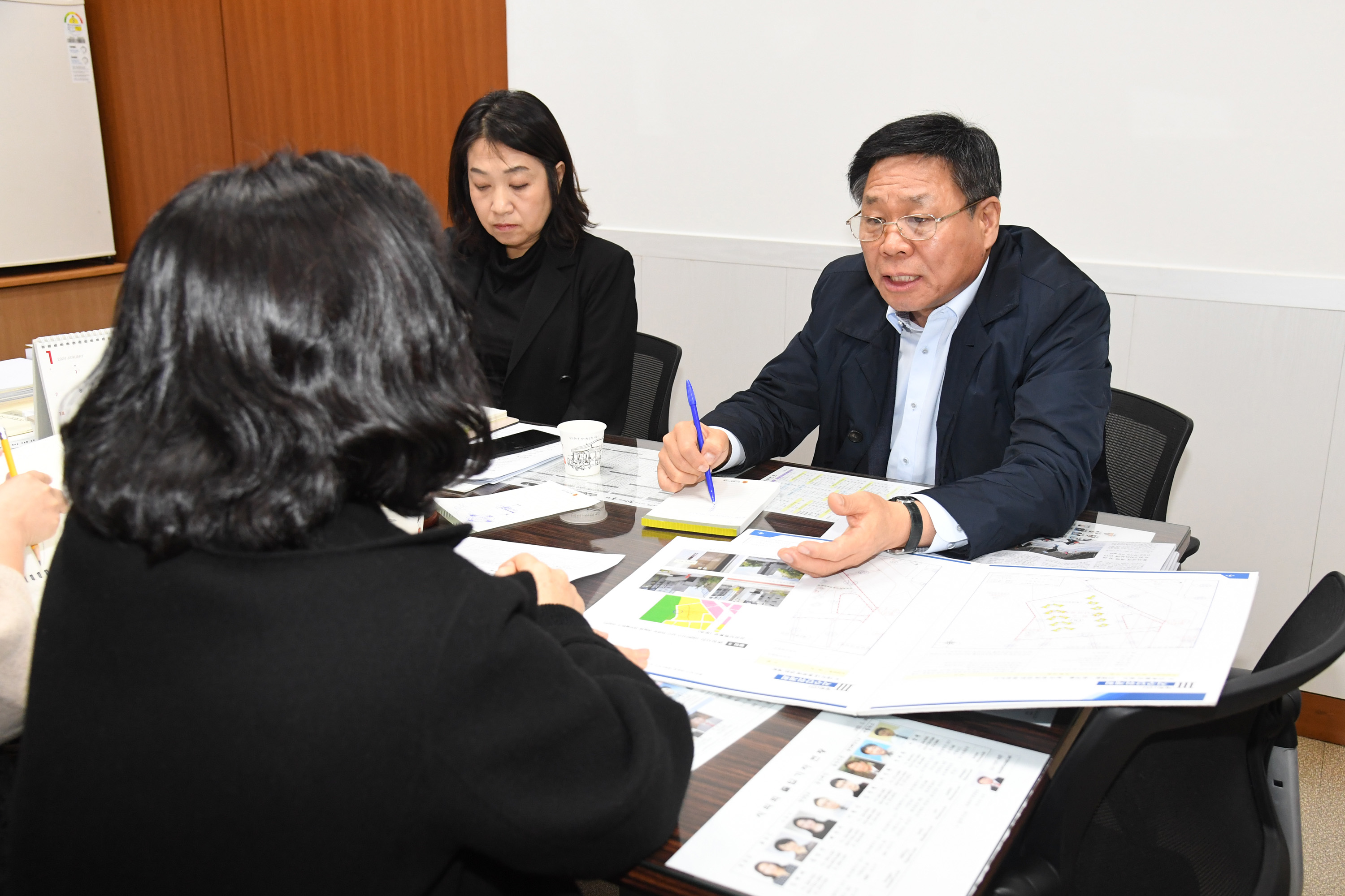 김동칠 의원, 야음동 공공주택 공공보행통로 관련 민원청취 간담회6