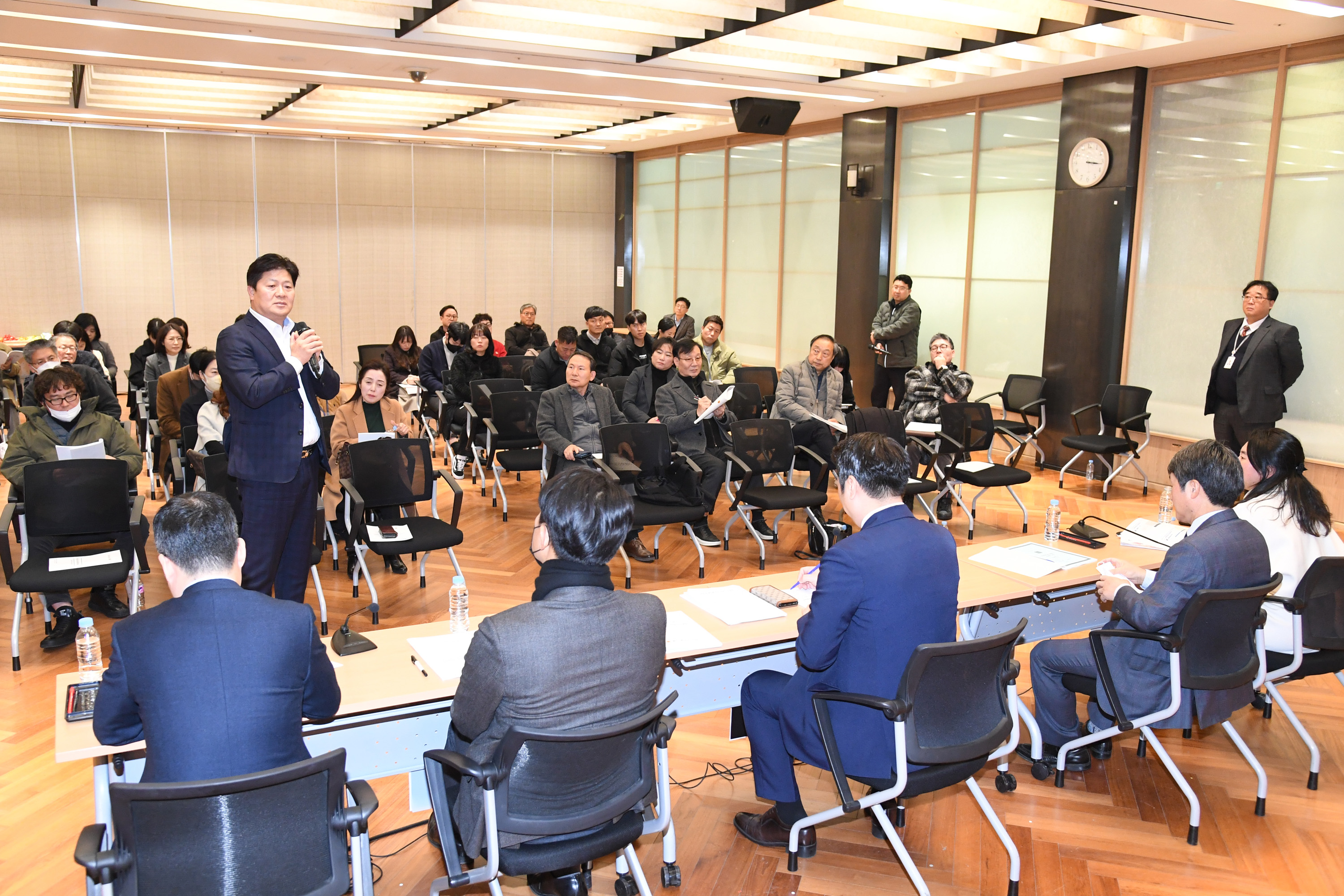 김종섭 행정자치위원장, 지역축제 발전을 위한 전문가 토론회11