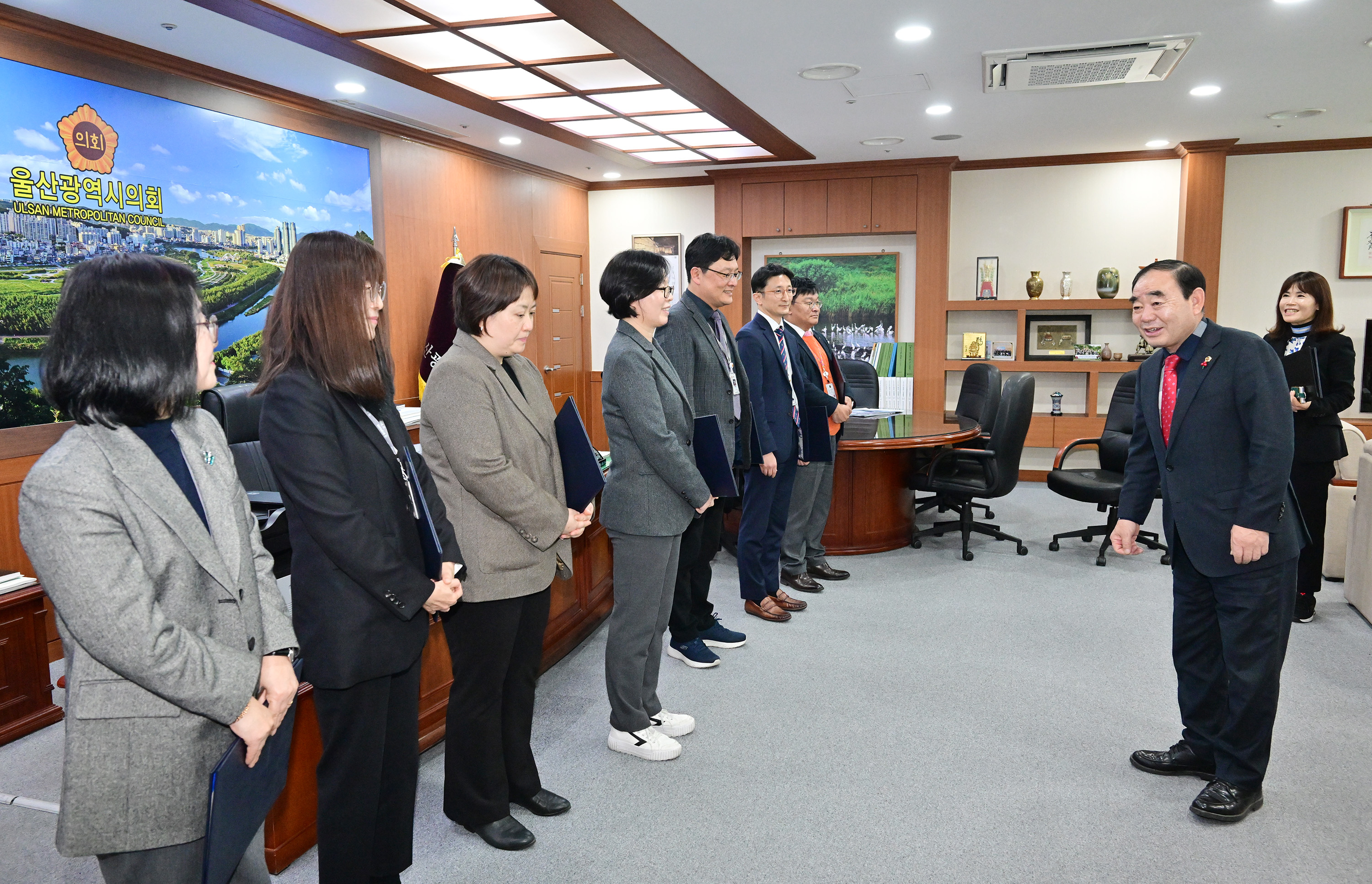 울산광역시의회 2024년 1월 정기인사 5급 이상 인사발령 임용장 수여11
