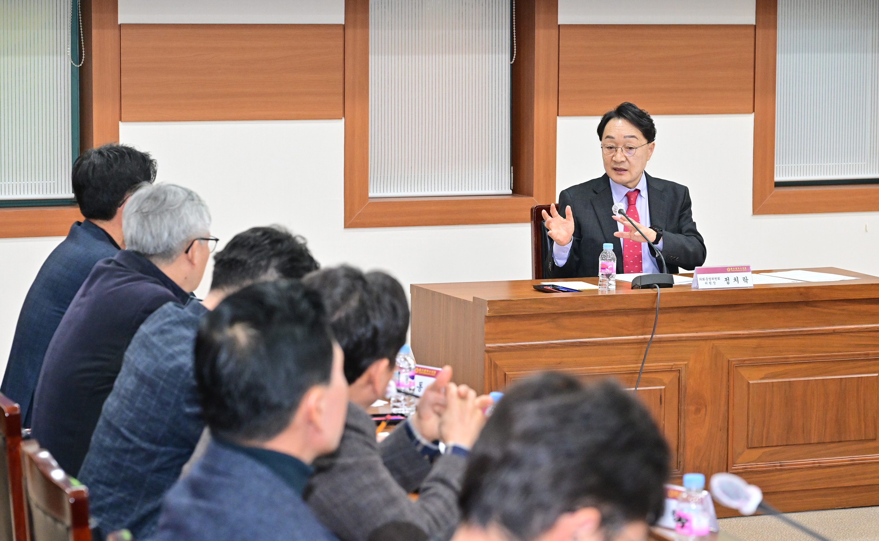 정치락 운영위원장, 북울산역 환승체계 개선 관련 간담회3