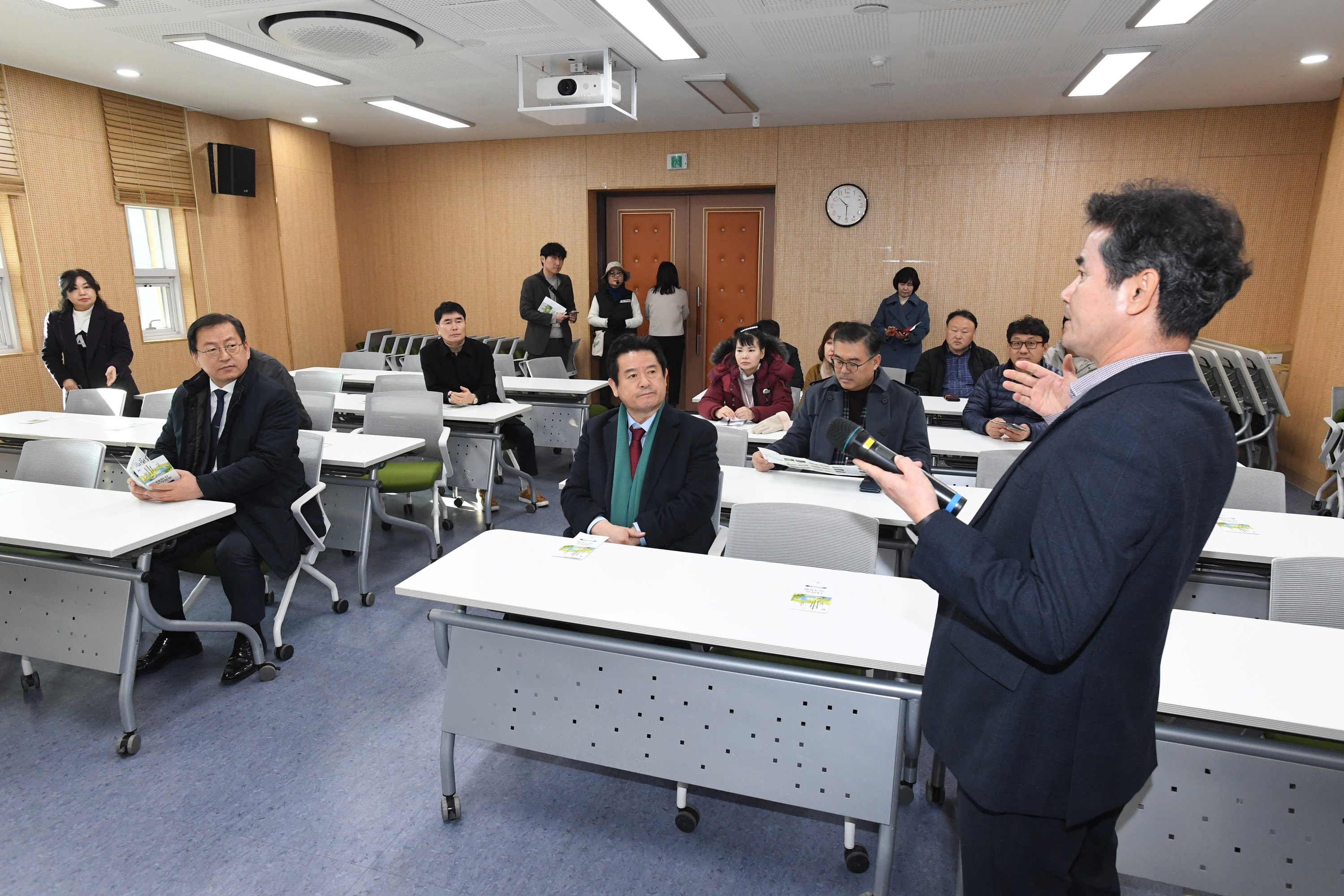 전국 시도의회 운영위원장, 태화강국가정원 견학3