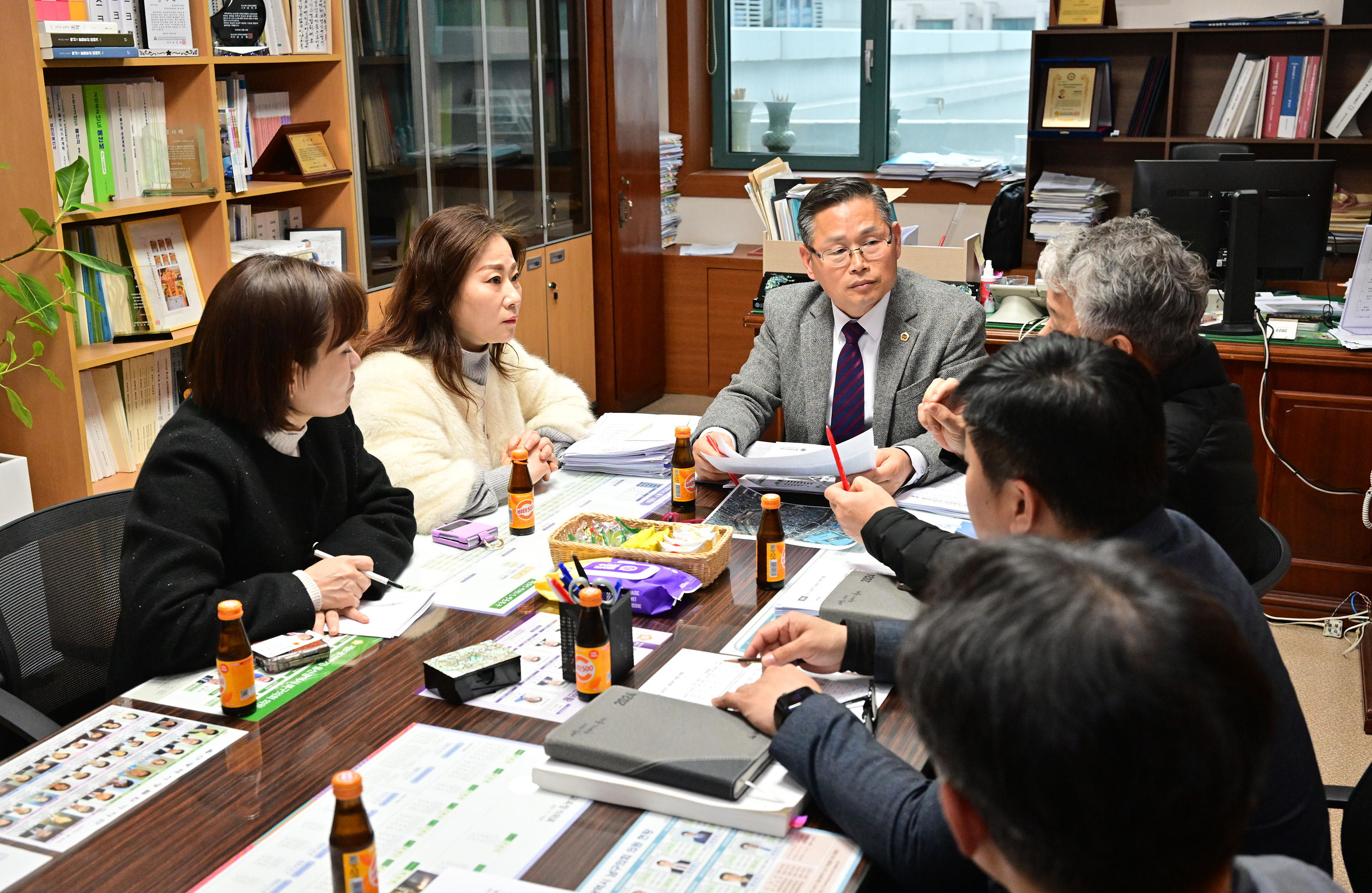문석주 산업건설위원장, 명촌·진장 지구 내 리무진 버스 정차관련 논의2