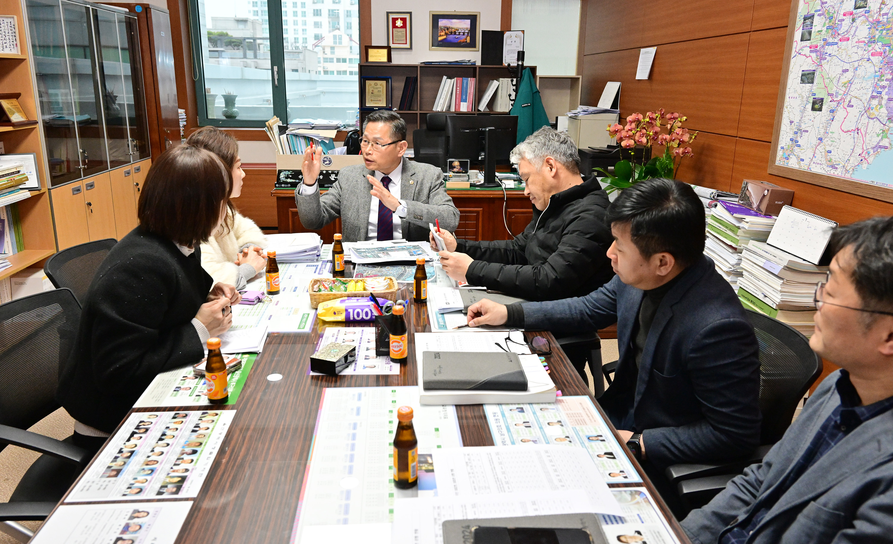 문석주 산업건설위원장, 명촌·진장 지구 내 리무진 버스 정차관련 논의4