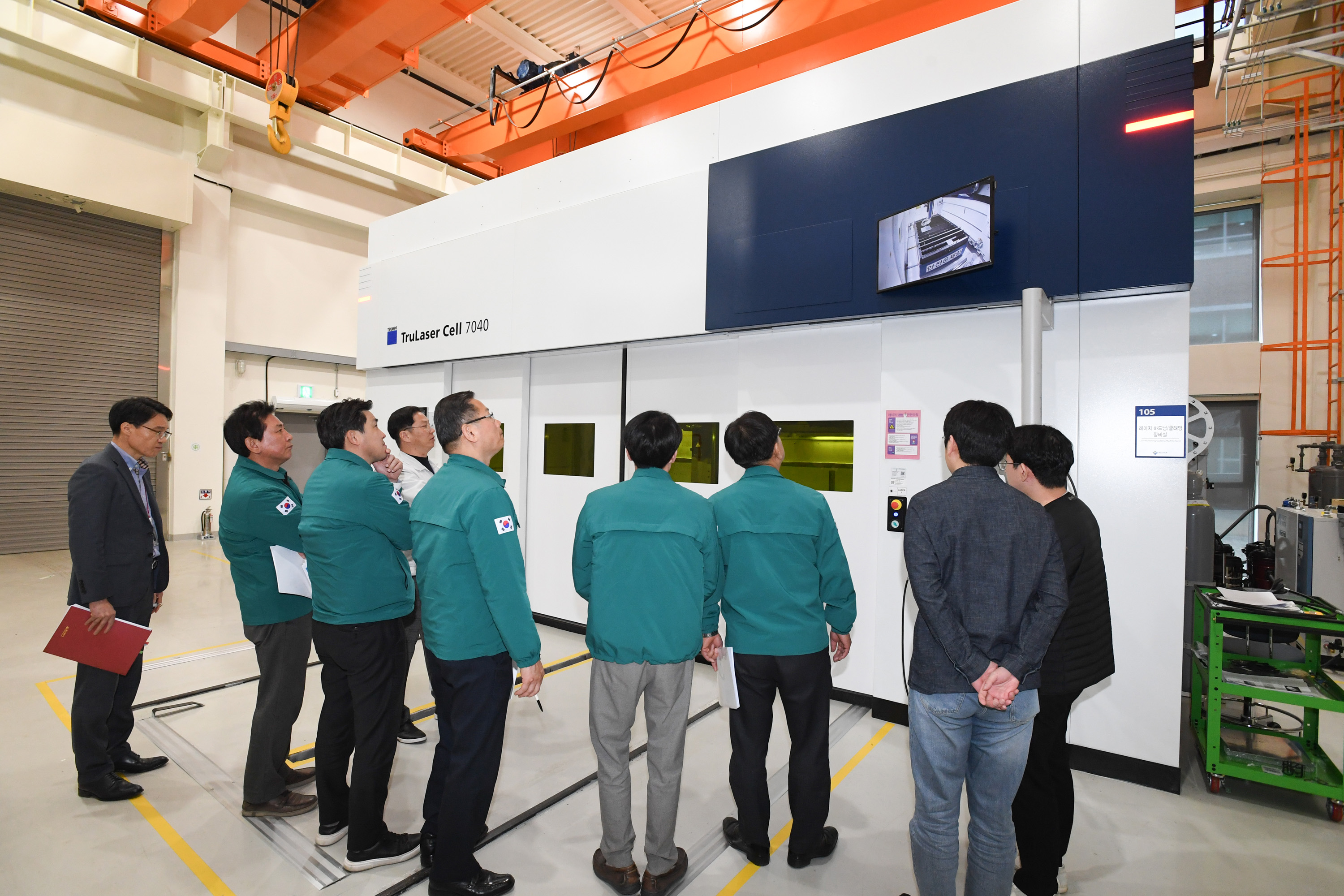 산업건설위원회, 수소전기차 검사센터, 고에너지정밀가공기술센터 현장방문14