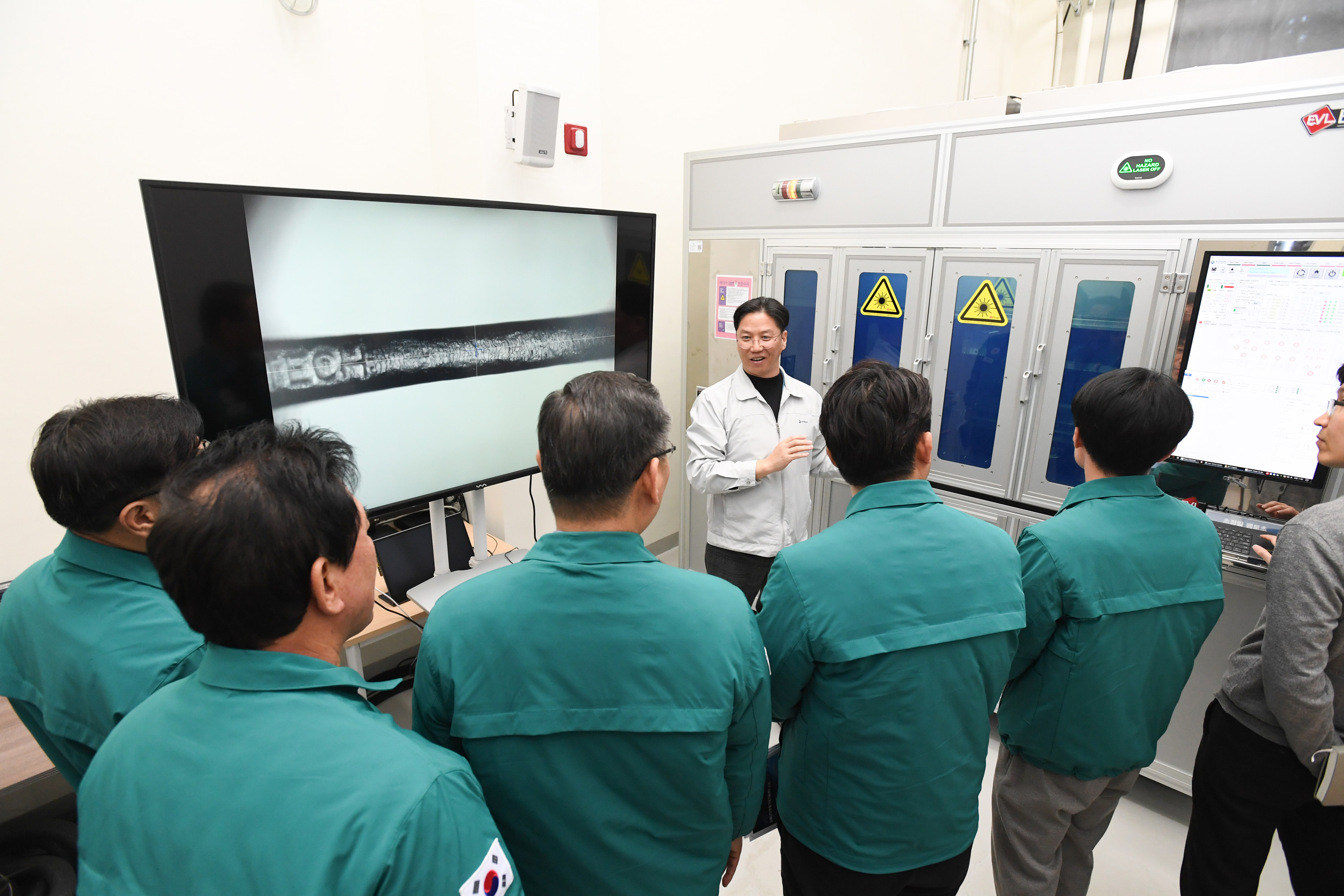 산업건설위원회, 수소전기차 검사센터, 고에너지정밀가공기술센터 현장방문17