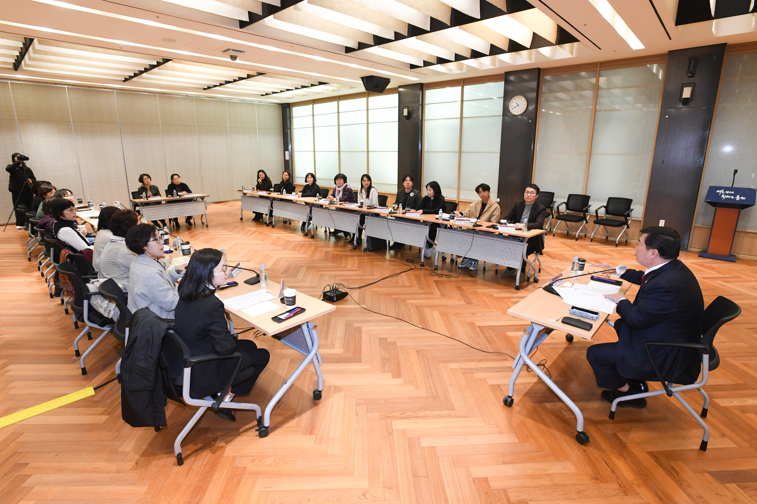 이장걸 예산결산특별위원장, 청소년 상담복지 관계자 간담회8