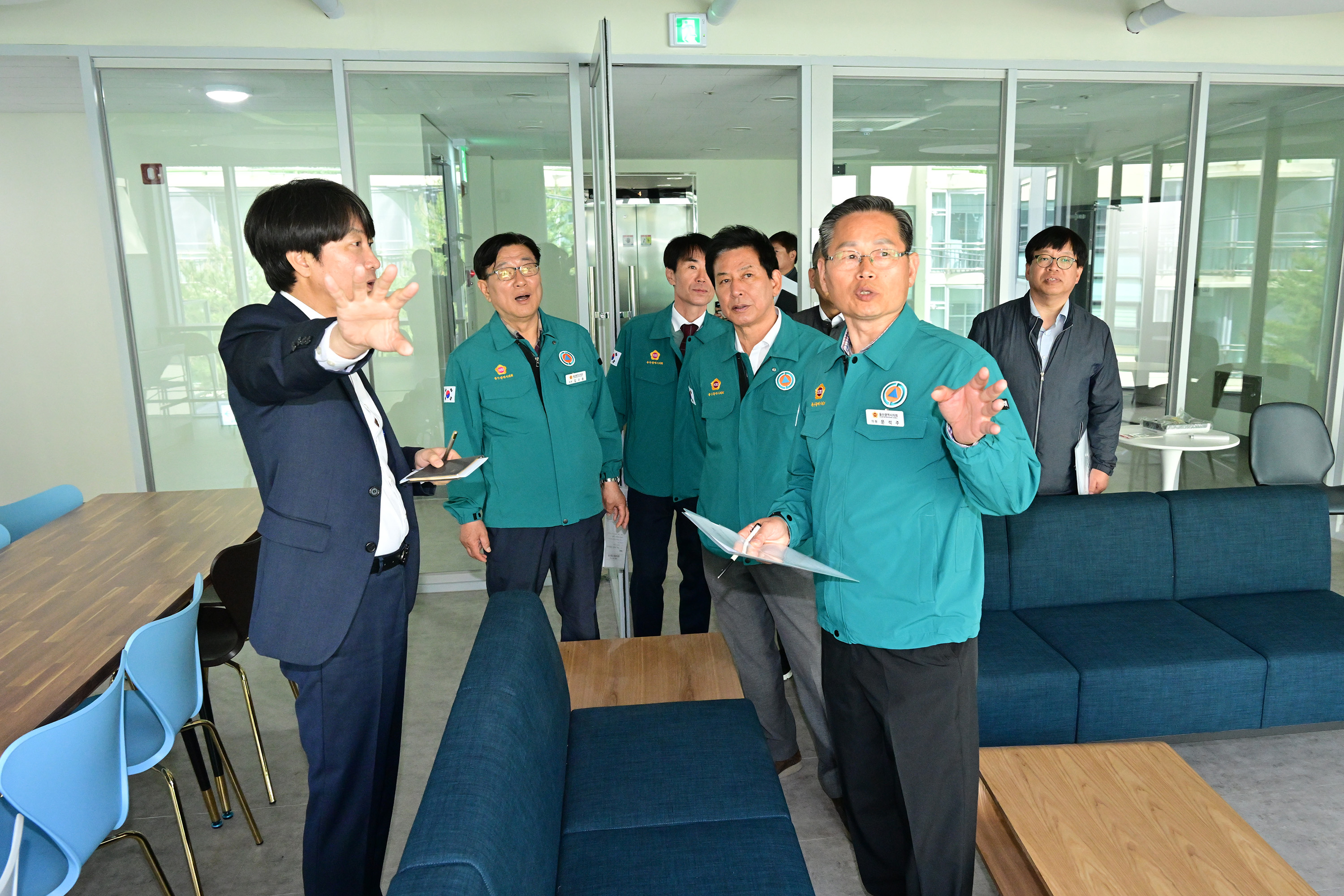 산업건설위원회, 성안동 청년희망주택 현장방문6